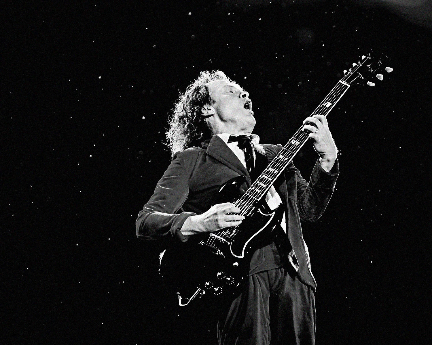 Severin_Schweiger_Angus_Young.jpg