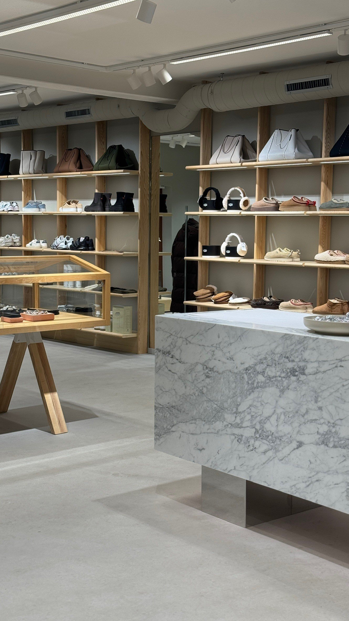 Disk og varebord.jpg