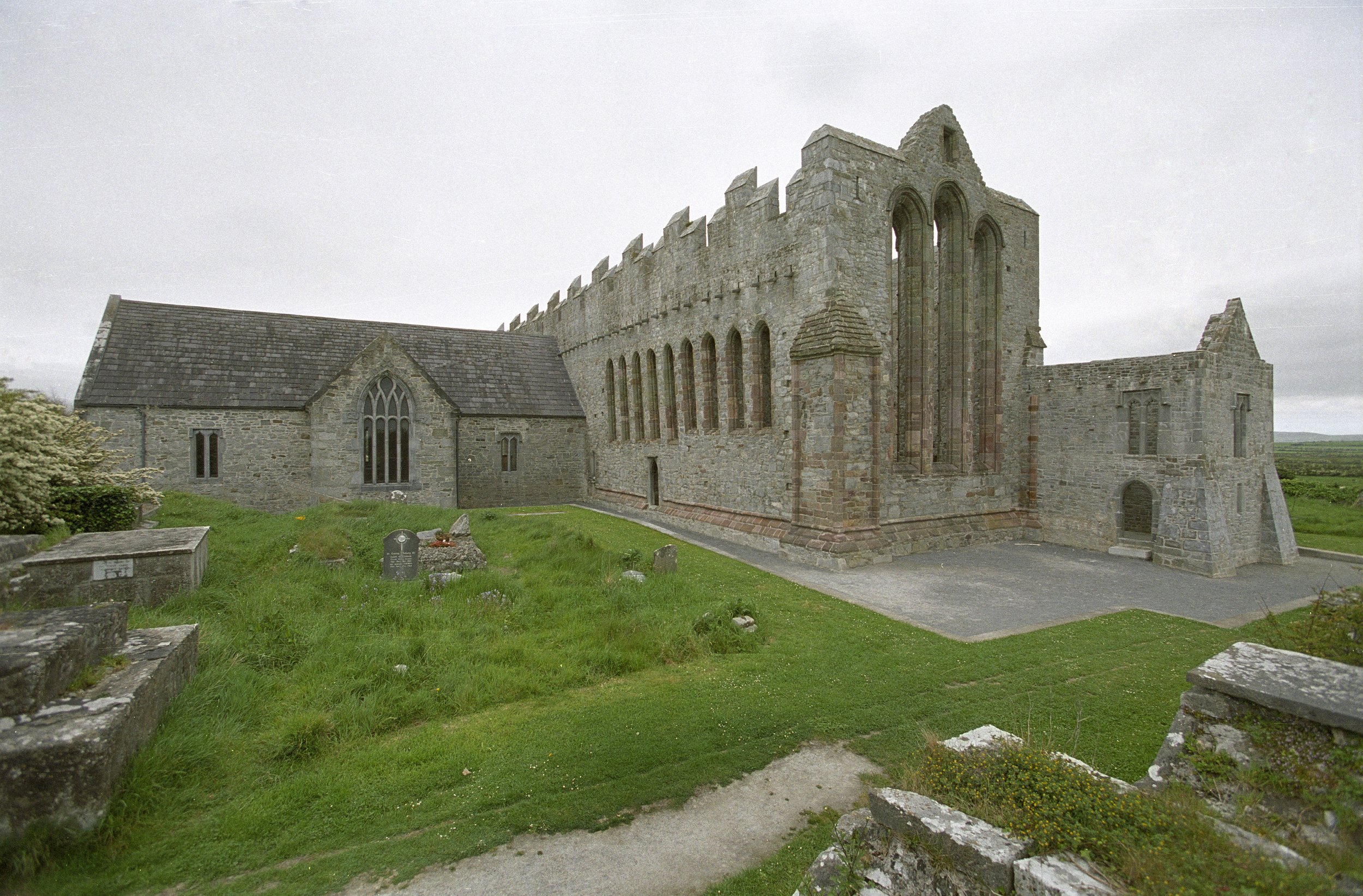 060612 Ardfert Cathedral 005.jpg