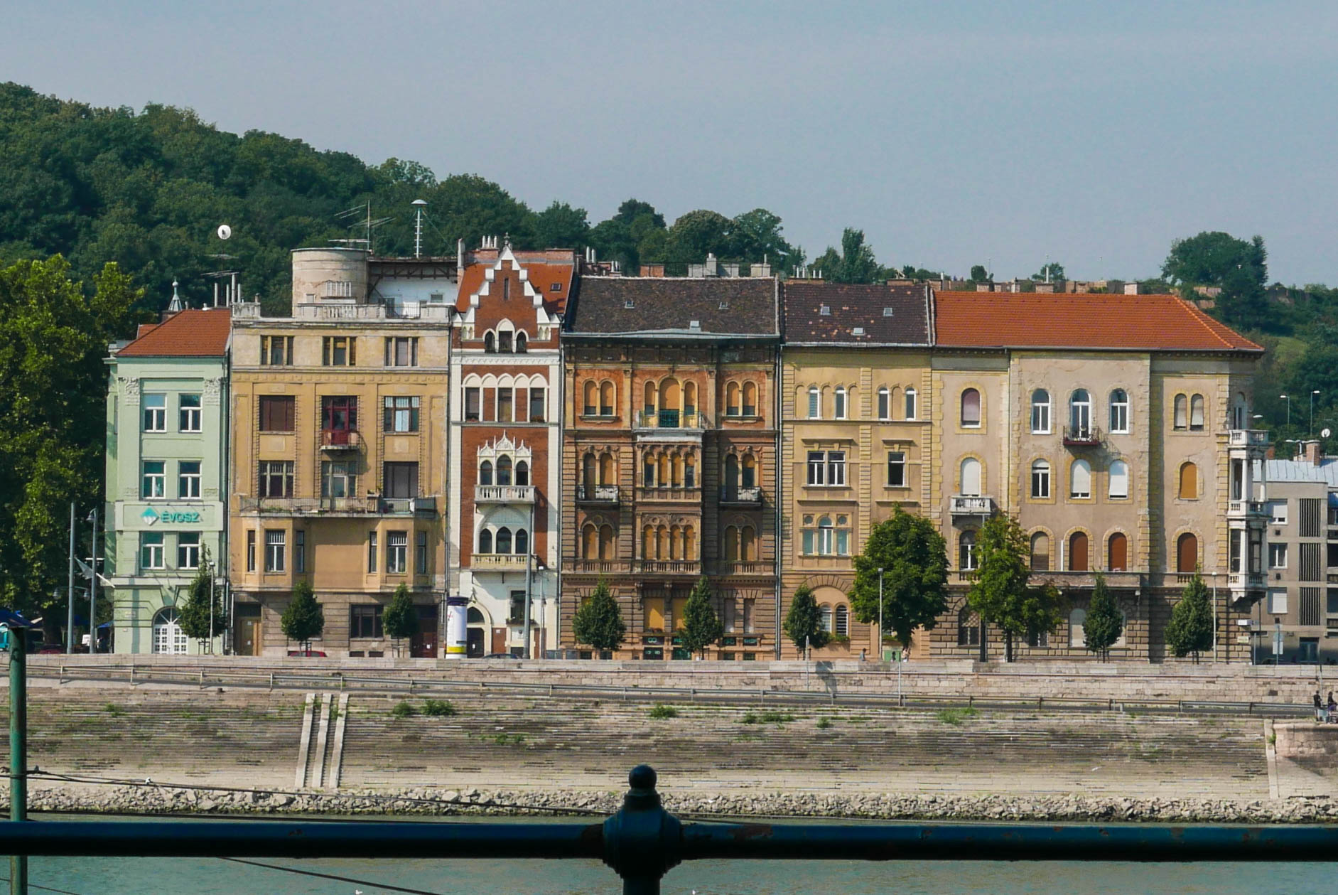 Budapest-1050596.jpg