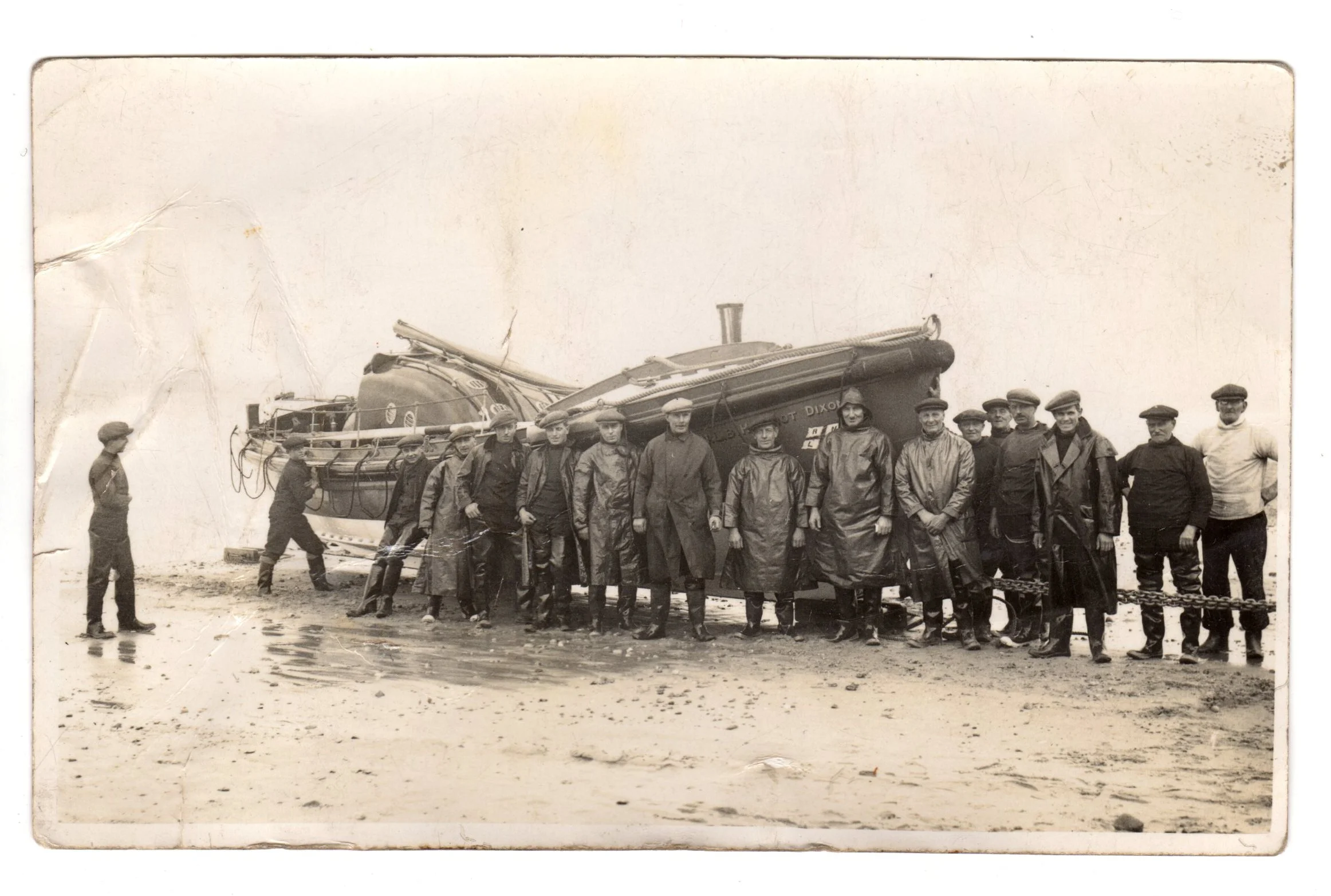 Cromer lifeboat HArriot dixon and her crew - around 1936