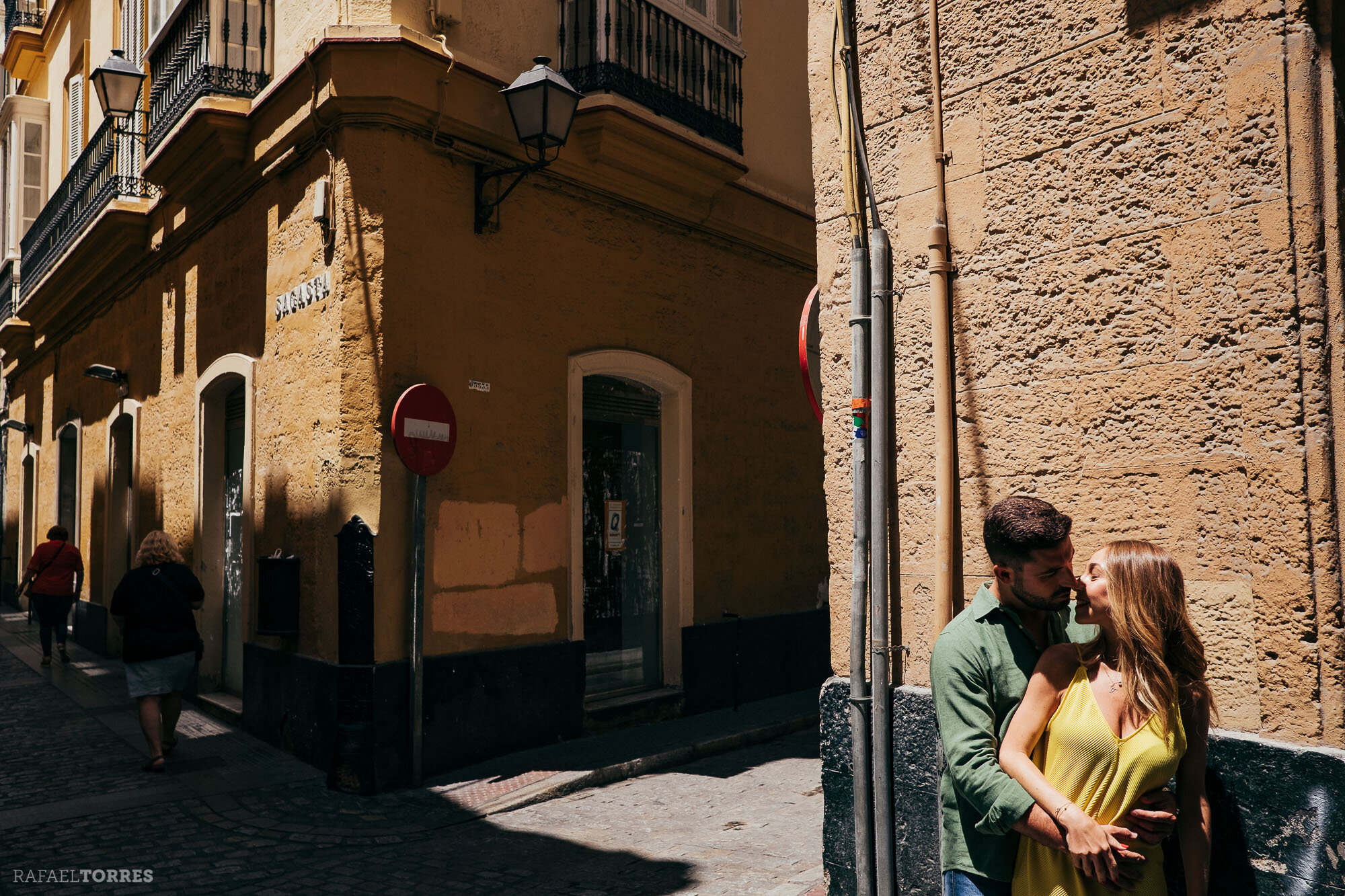 preboda-cadiz-caleta-campo-sur-rafael-torres-photo-fotografo-bodas-sevilla-cadiz-1-2.jpg