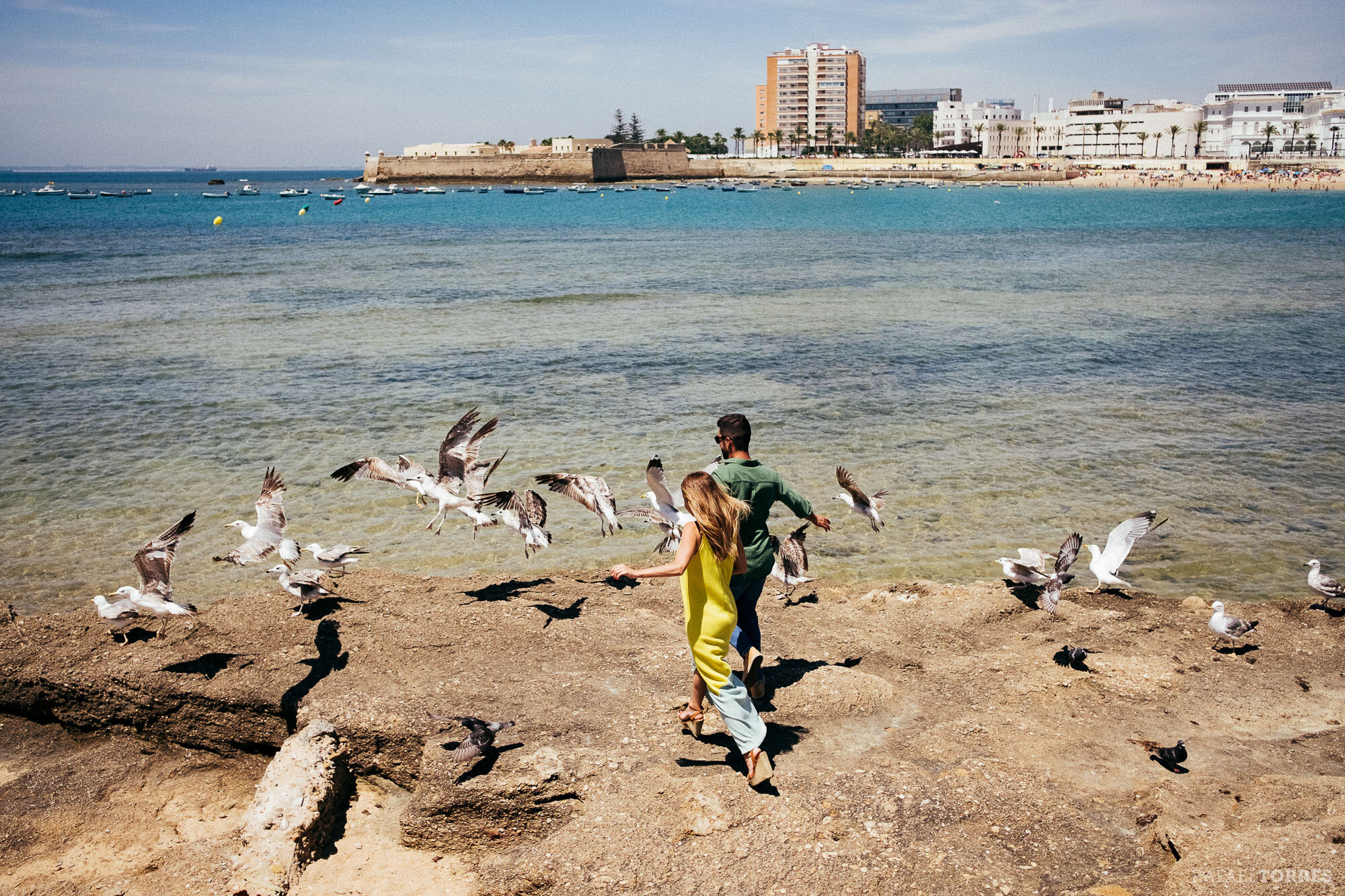 preboda-cadiz-caleta-campo-sur-rafael-torres-photo-fotografo-bodas-sevilla-cadiz-5.jpg