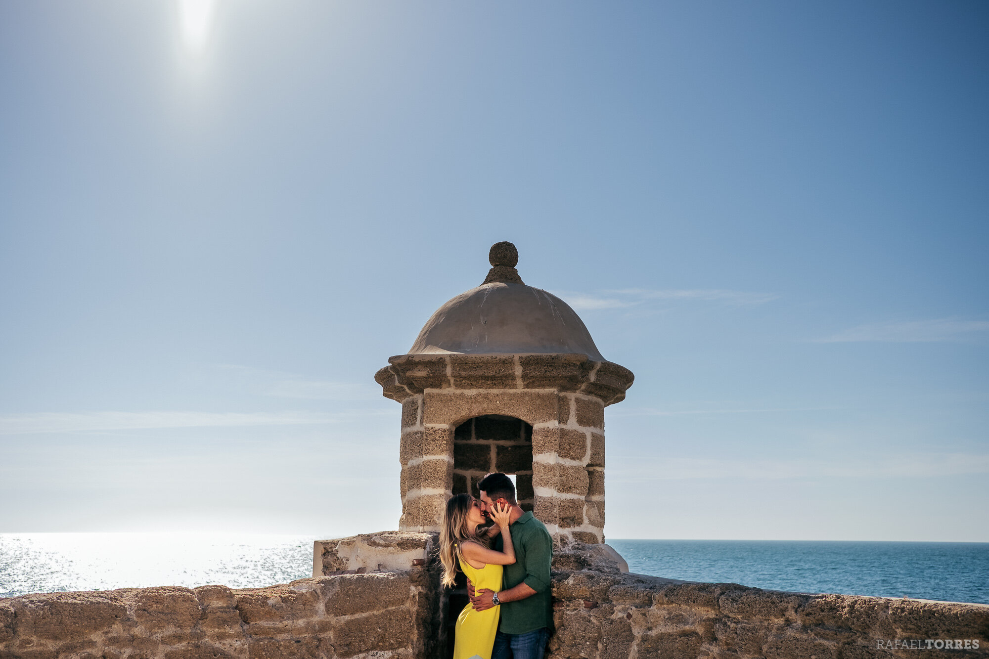 preboda-cadiz-caleta-campo-sur-rafael-torres-photo-fotografo-bodas-sevilla-cadiz-26.jpg