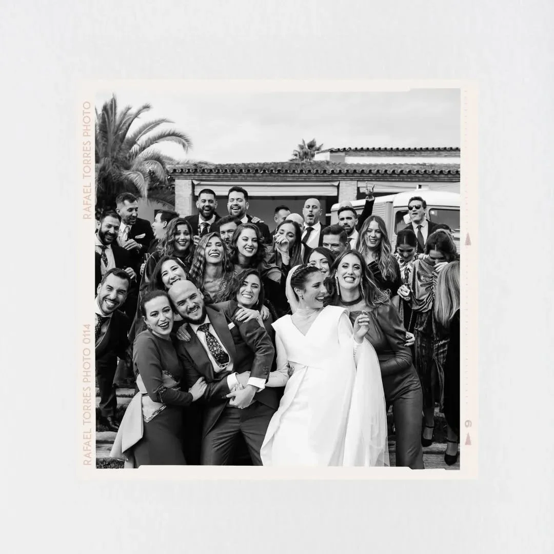 &iexcl;Welcome to the party!

Fran y Cristina ✨🎉🎉🎉🎉

#boda #amigos #atalayaalta #fiestaboda #bodas #fotografo #buenosdias #sevilla