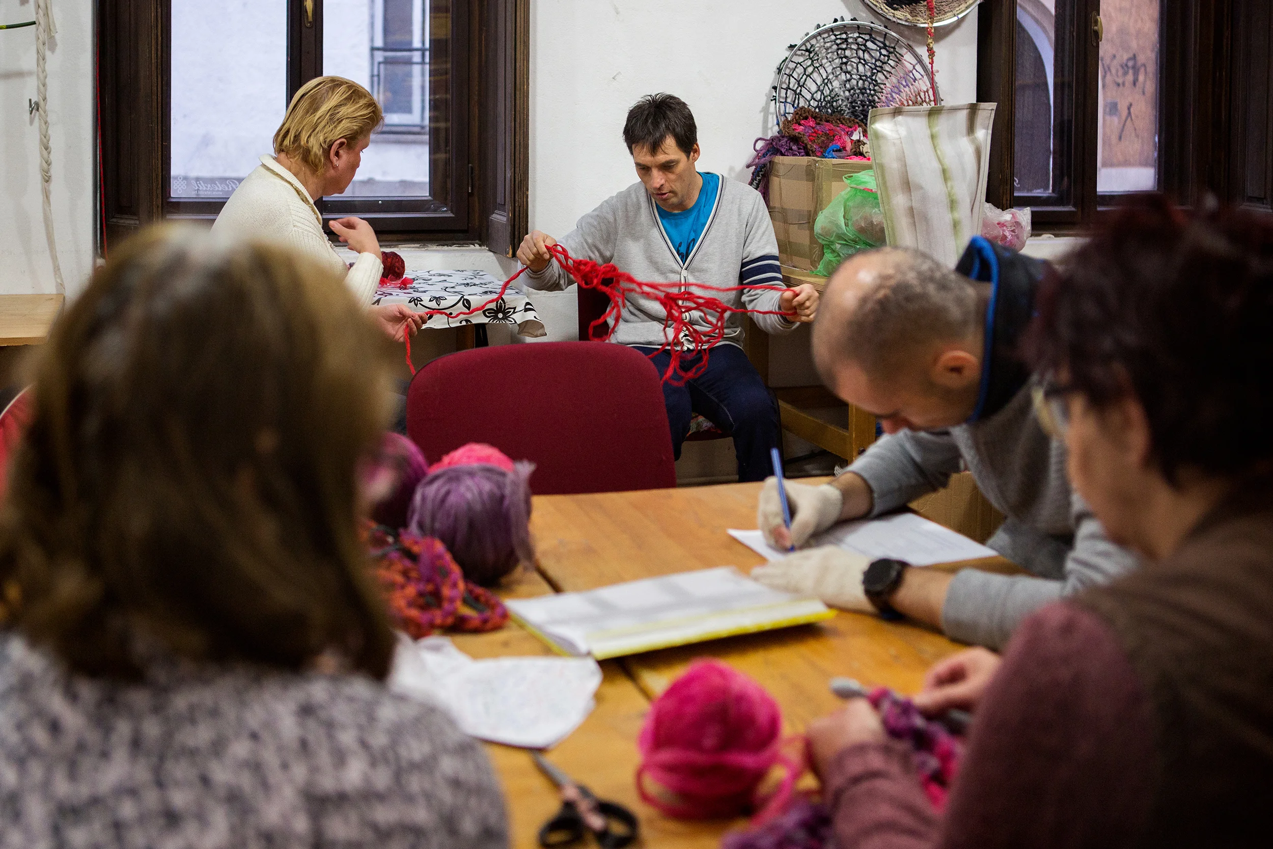 A megváltozott munkaképességűeket is foglalkoztató Retextil alapítványnál dolgozik 4 órában, a kosárcsapat felhívása is rajtuk keresztül találta meg. Ruhaanyagokat hasznosítanak újra, például az Ozora fesztivál díszletének egy része is itt készül, több hónapos munkát adva a dolgozóknak.