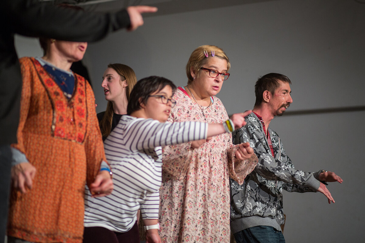 A rap a fiatalok számára az előadás egyik legnehezebb jelenete, ugyanakkor itt nagyon fontos, súlyos mondatok hangzanak el