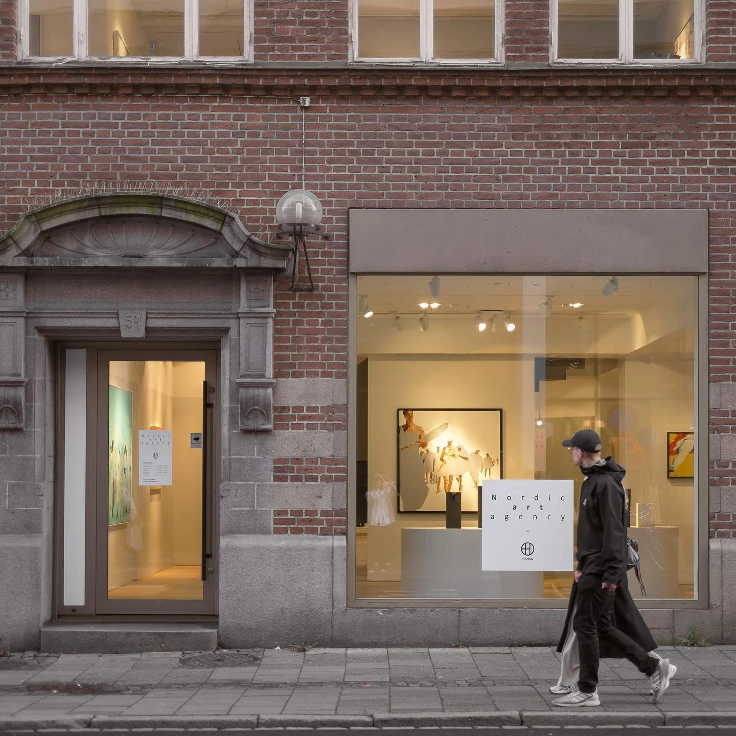 Gallery Outsuide.jpeg