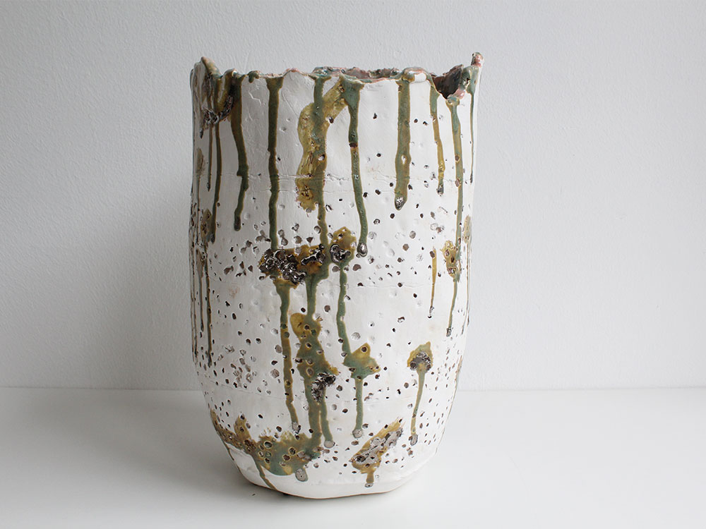 Vase_silver.jpg