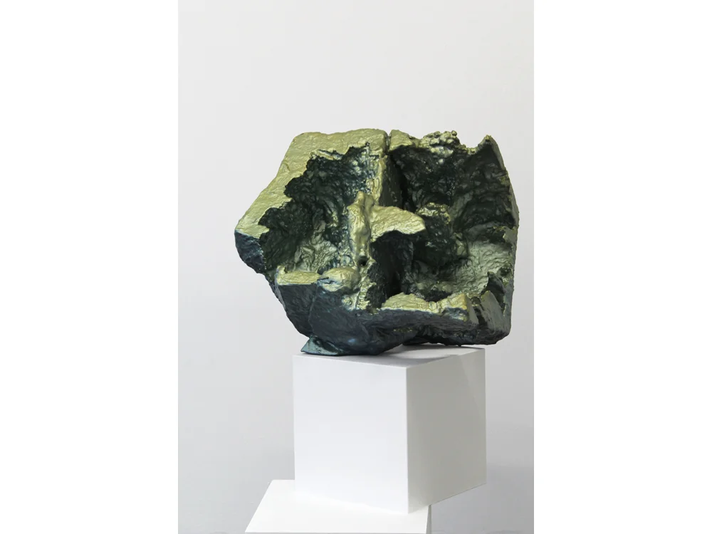 Digital-substance-5--polystyreen,-acryl,-fibreglass,-Alkyd-resin-h.-49-x-br.-43-x-l.-60-cm,-2018.jpg
