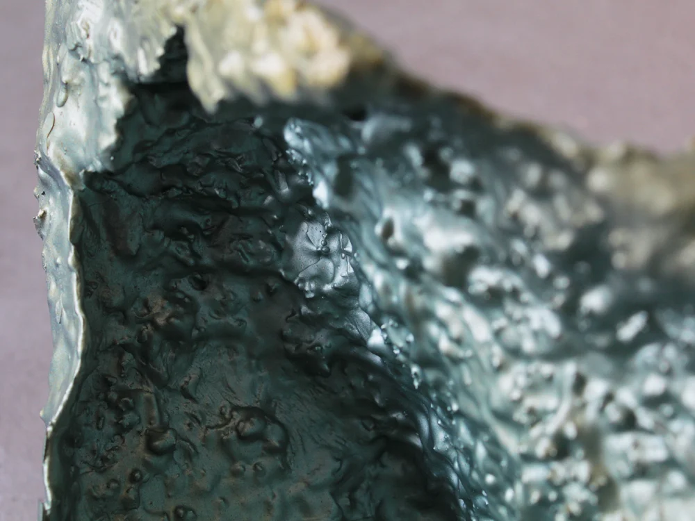 Digital-substance-6detail2--polystyreen,-acryl,-fibreglass,-Alkyd-resin-h.-24-x-br.-23-x-l.35-cm,-2018.jpg