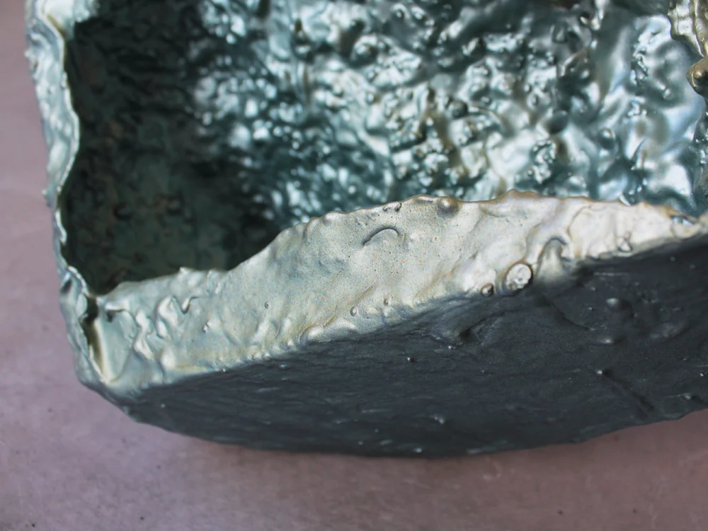Digital-substance-6detail--polystyreen,-acryl,-fibreglass,-Alkyd-resin-h.-24-x-br.-23-x-l.35-cm,-2018.jpg