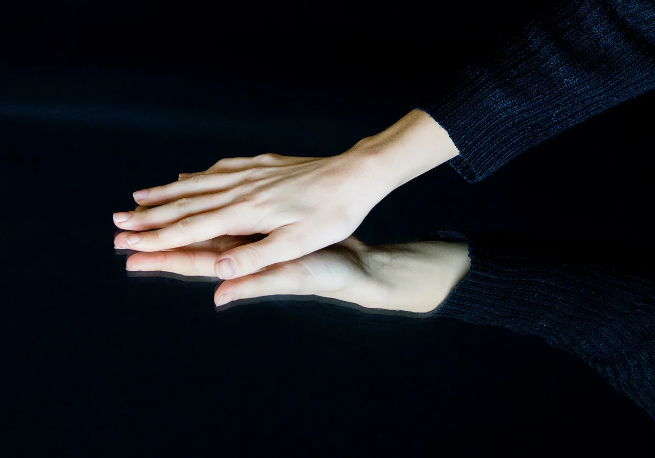 Sophie de Vos - TIME IS ALL IVE GOT-A DISTANT TOUCH.jpeg
