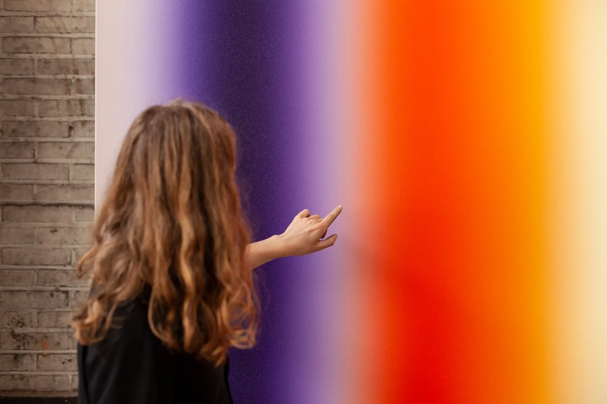 Colour, uninterrupted