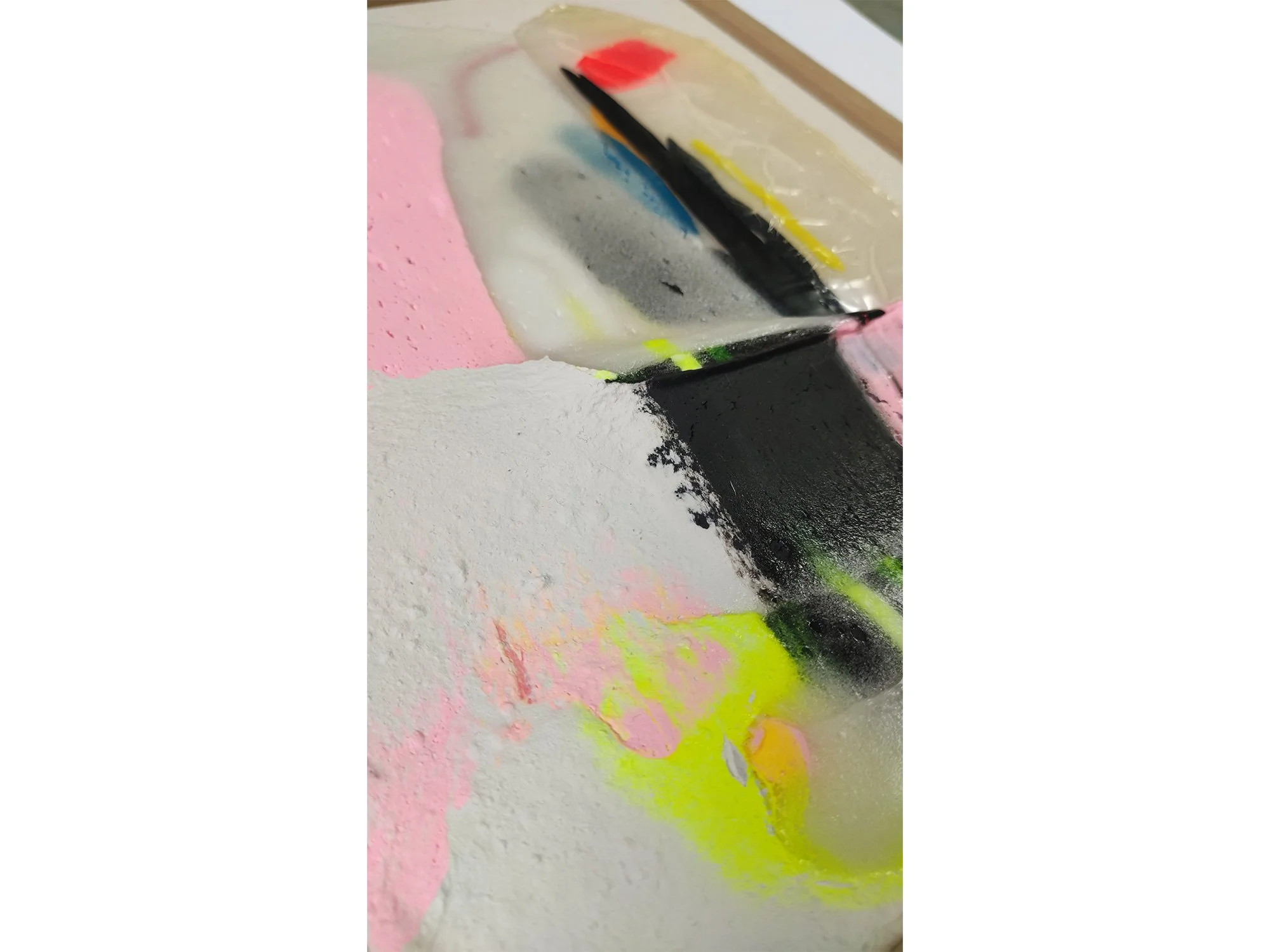 Detail of the abstract mixed media painting Transparant 9.