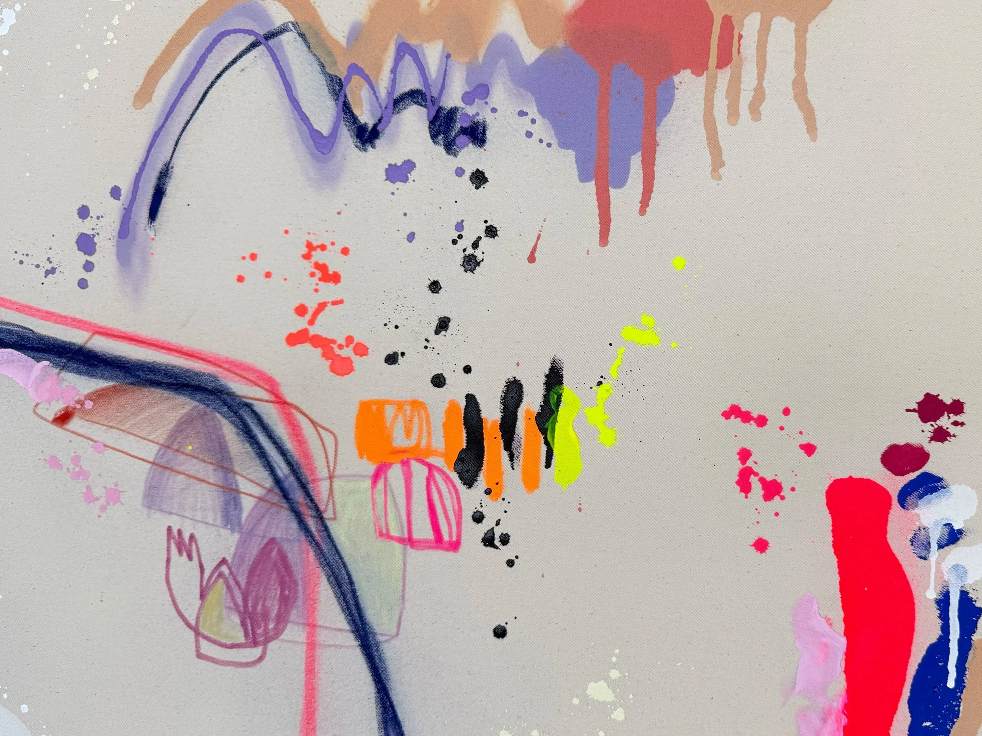 Close-up of Vera Klaus’s abstract artwork Herschlag, revealing its tactile surface and subtle colour transitions
