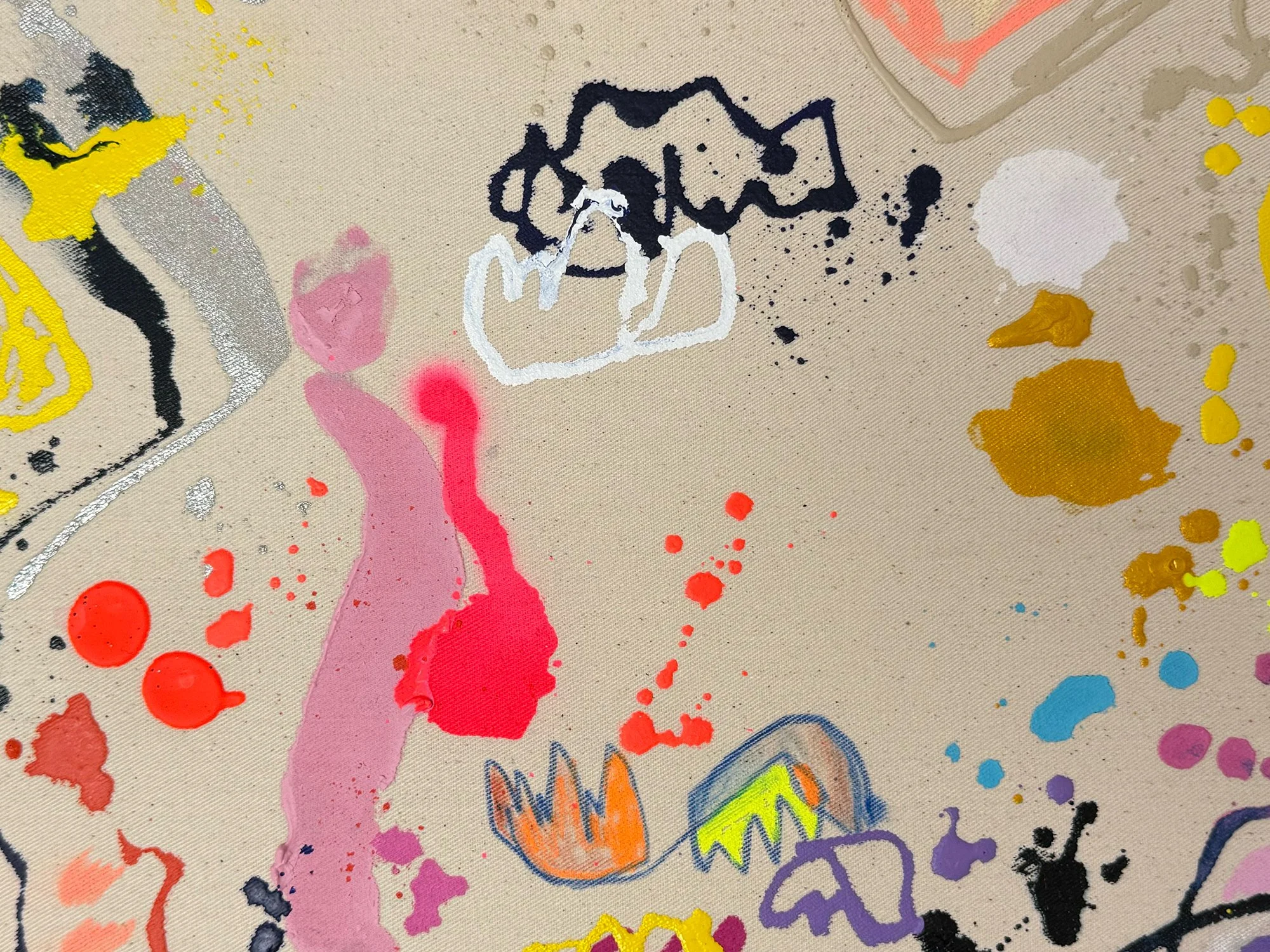 Detail of Kleiner Traum by Vera Klaus showing vivid pink and red paint, spontaneous splashes and softly layered colour.