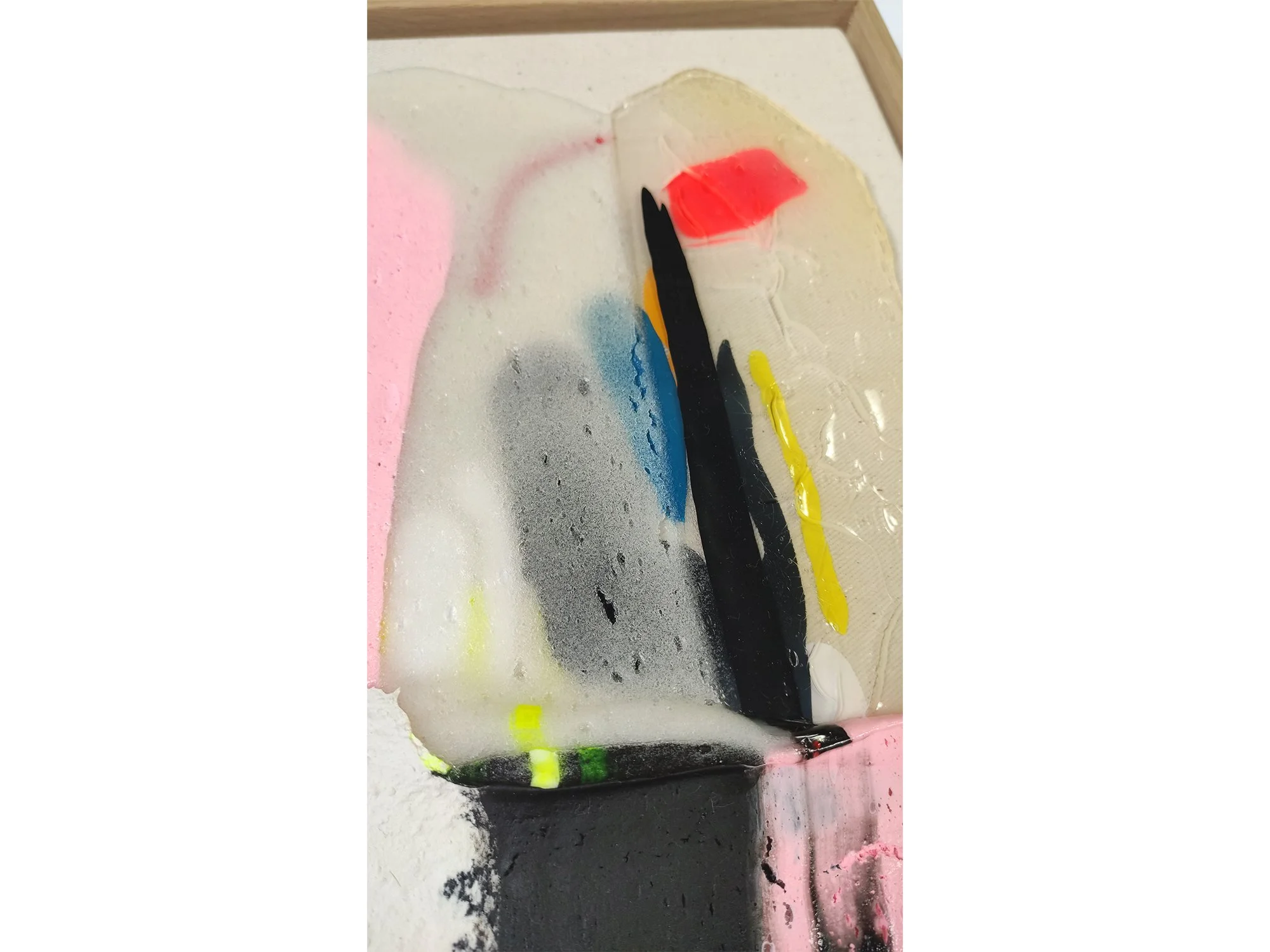 Close up of the different materials within the painting Transparant 9 by Karen van de Vliet
