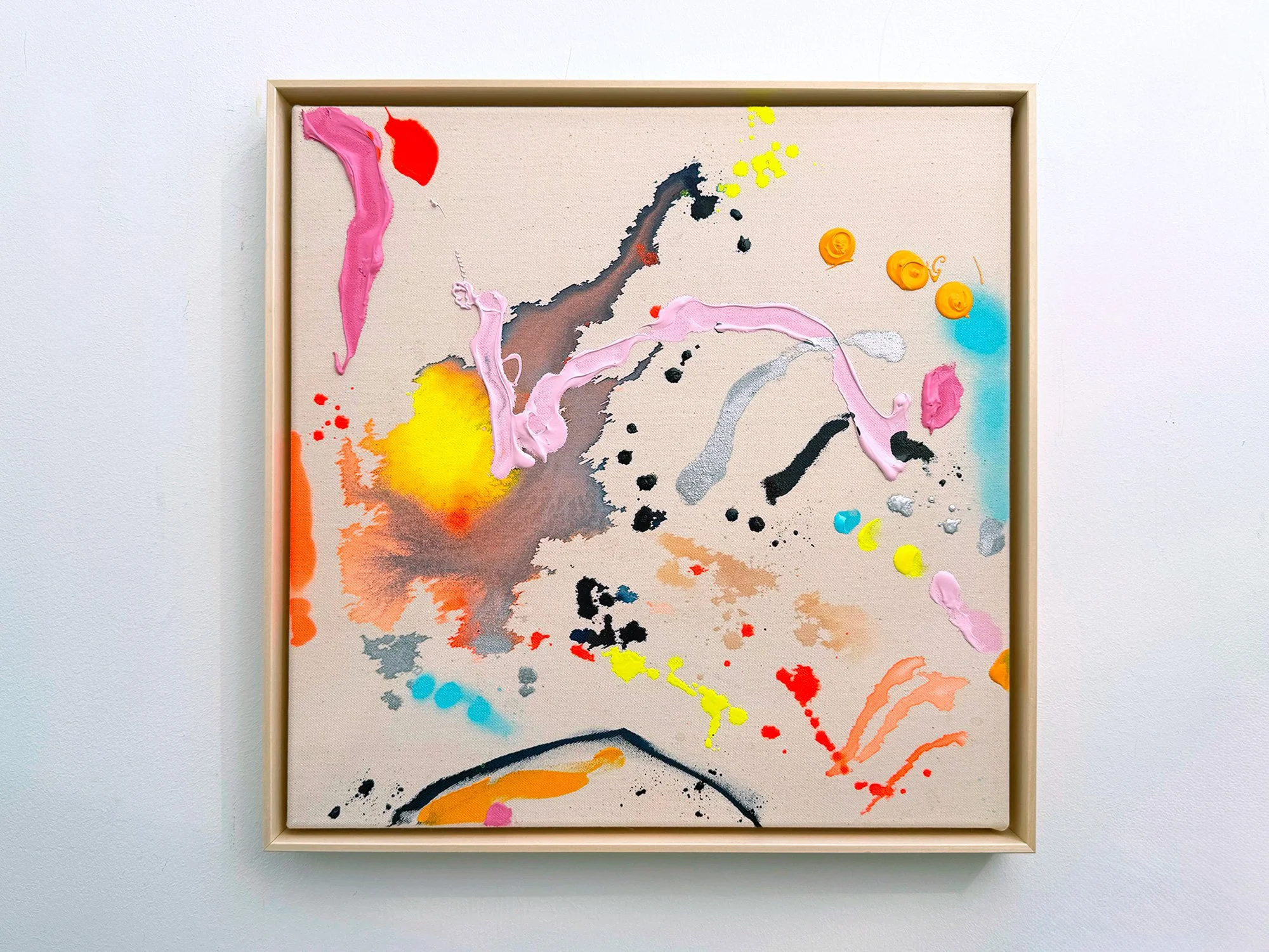 Vera Klaus, Glitzerpunkt, abstract painting, 40x40 cm, colourful artwork, small abstract painting, original painting, Root Gallery, contemporary art