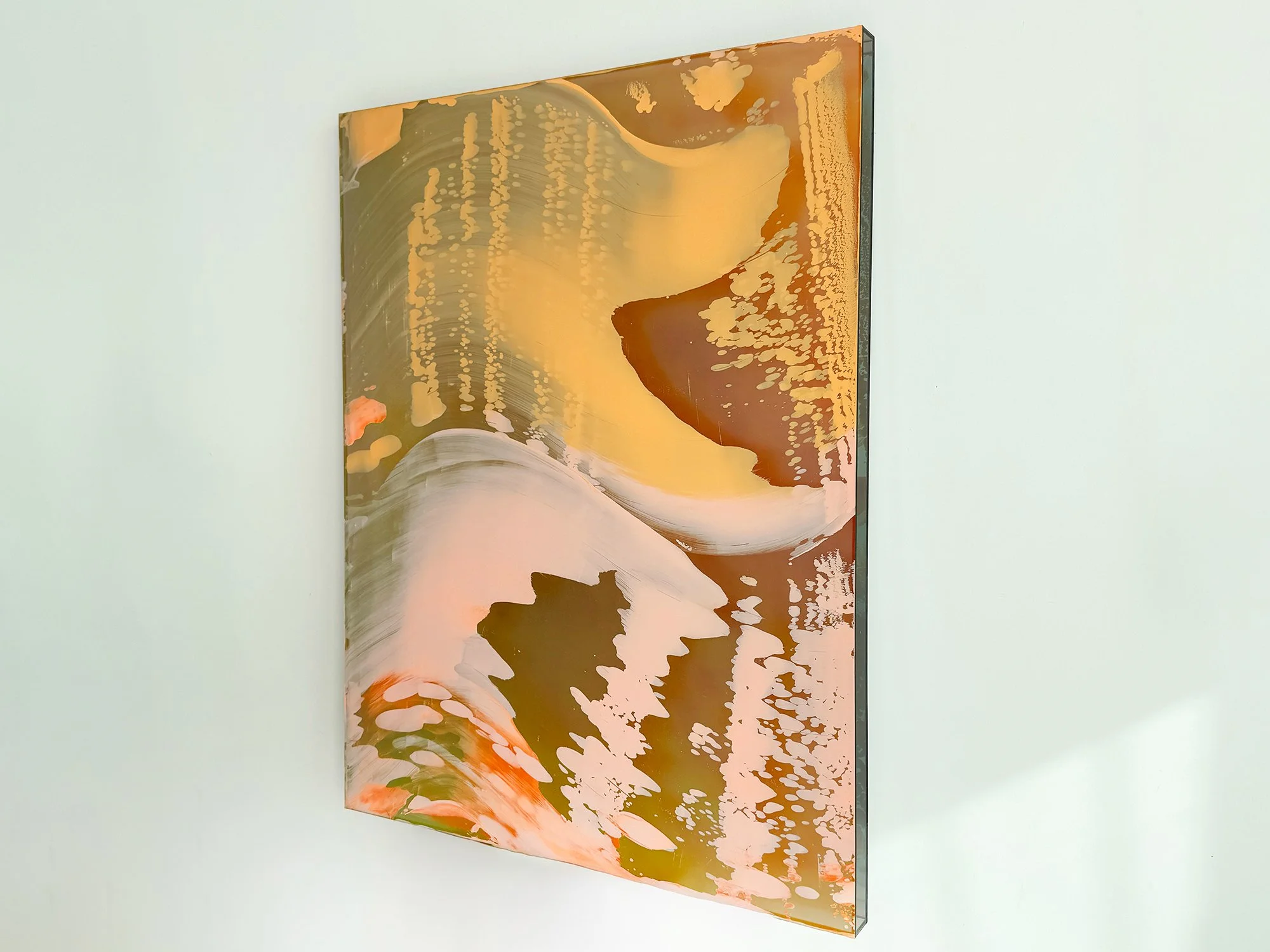 Side view of Desert Modernism II by Lisette Schumacher with warm desert colours and fluid composition