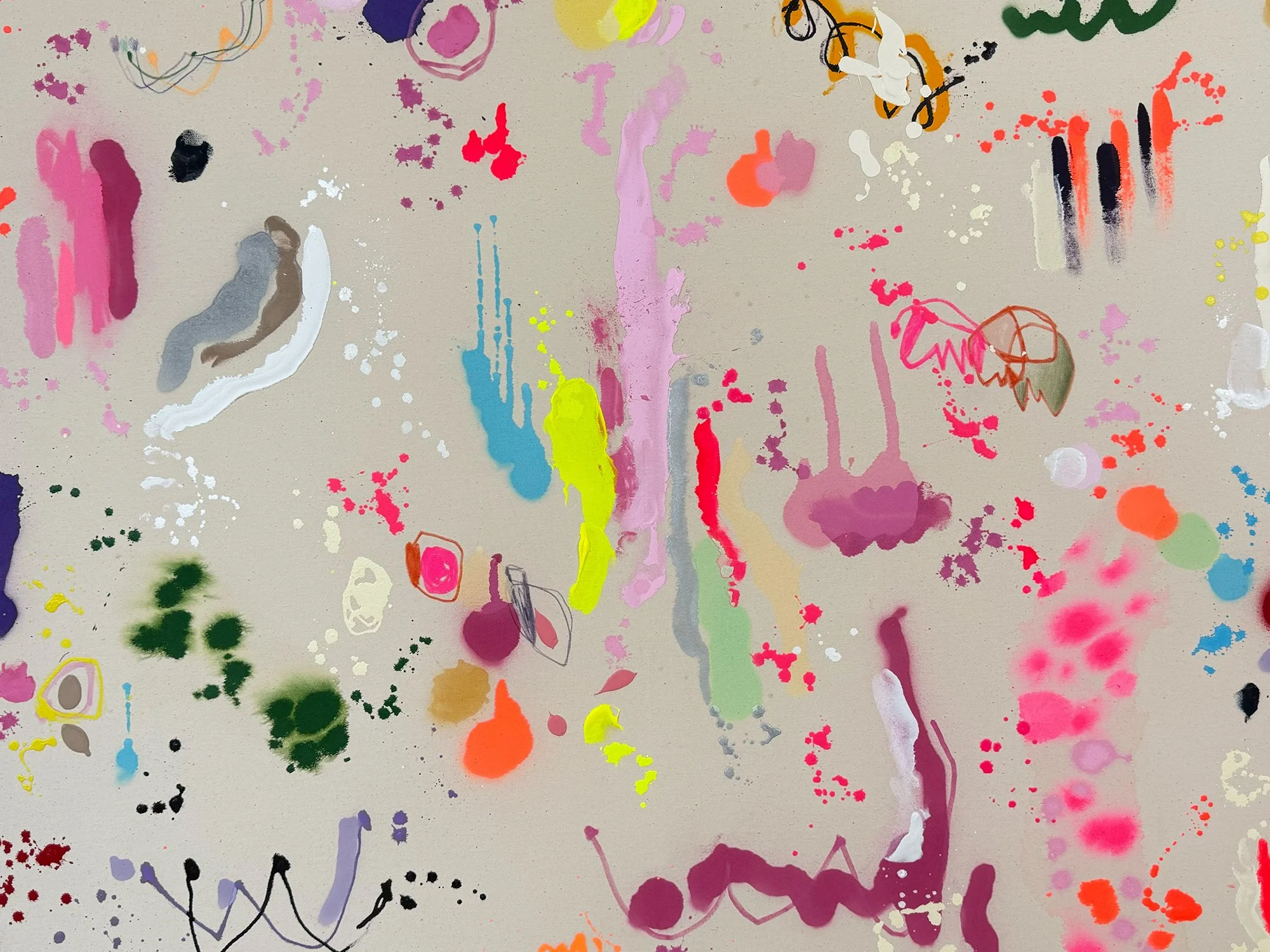 Detail of große Freiheit showing sprayed pink colour, orange drips and loose violet linework on a beige background