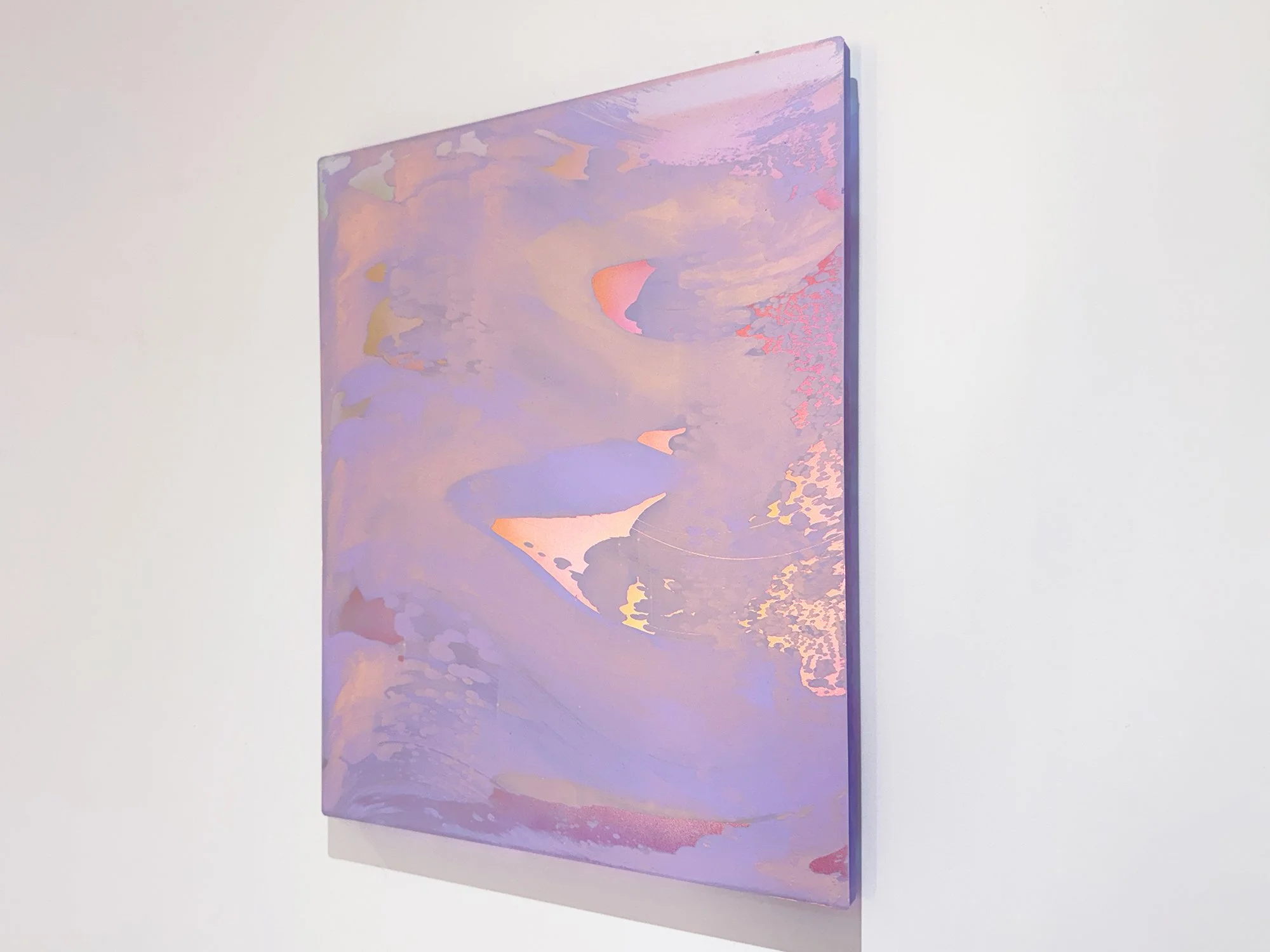 Side view of Dawn V by Lisette Schumacher, showing the coloured edges and layered finish.