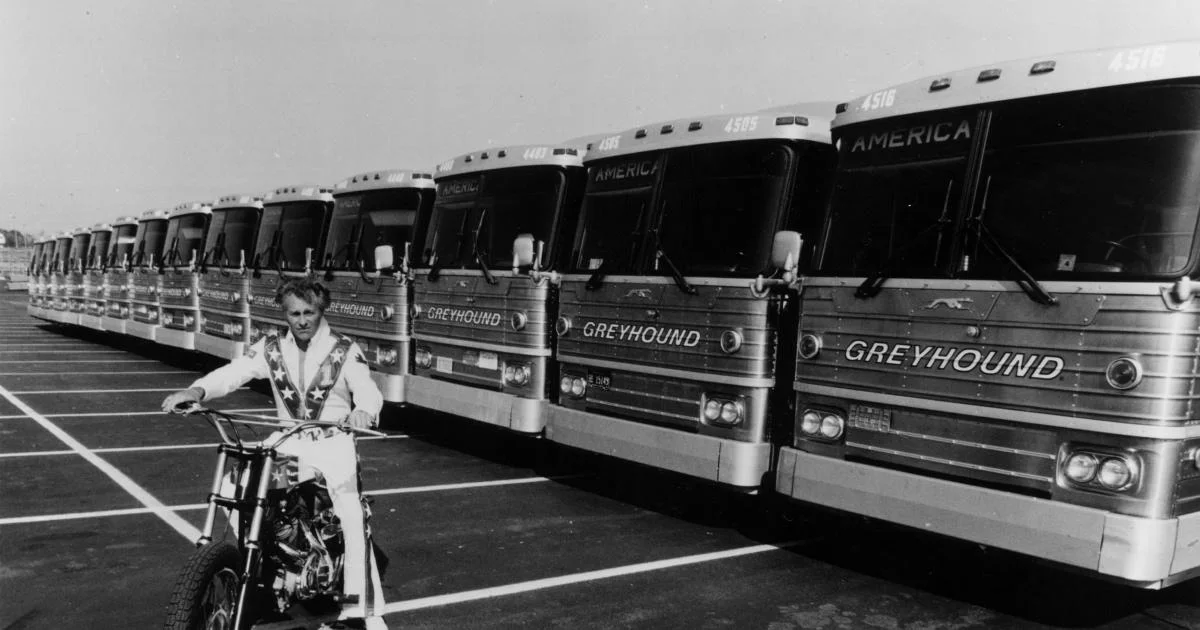 evel-knievel-jumps-14-greyhound-buses.jpg