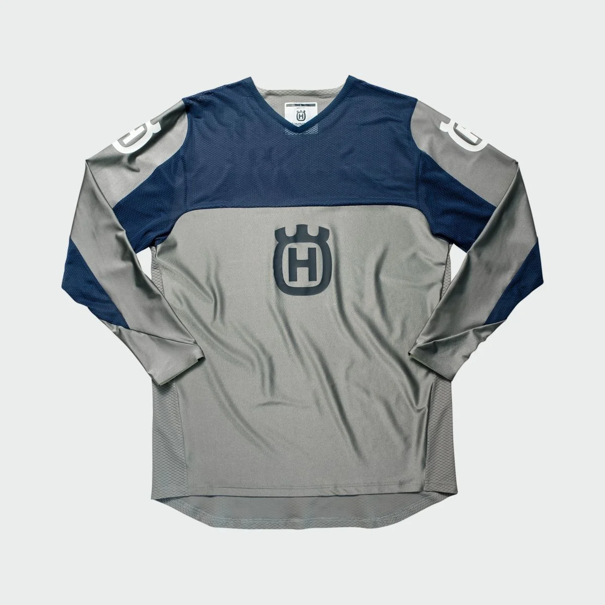 3HS192340X RAILED JERSEY GREY FRONT.jpg