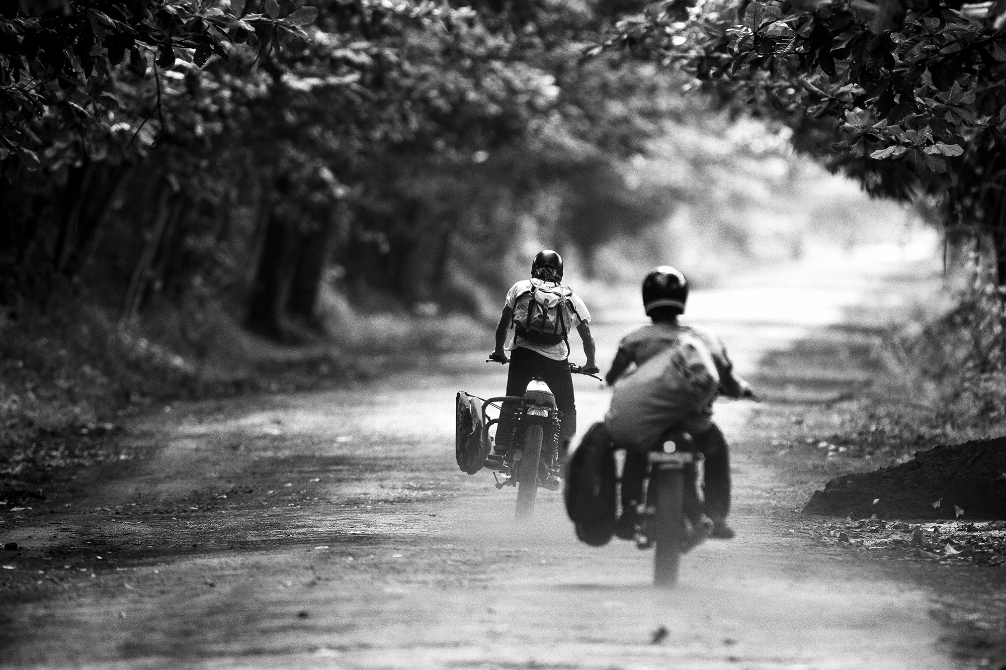 •SURFMOTO_07.jpg