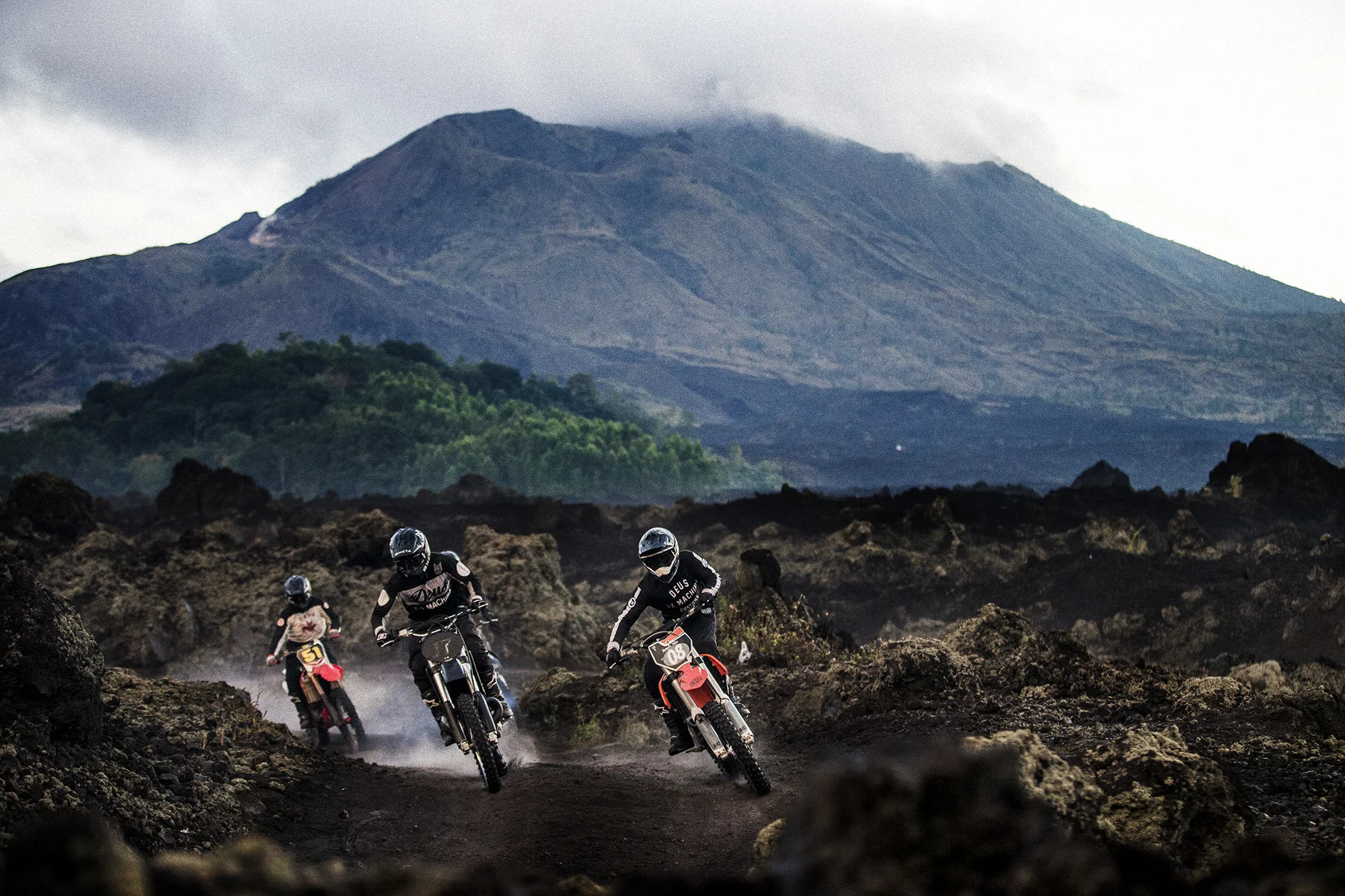 BATUR_01.jpg