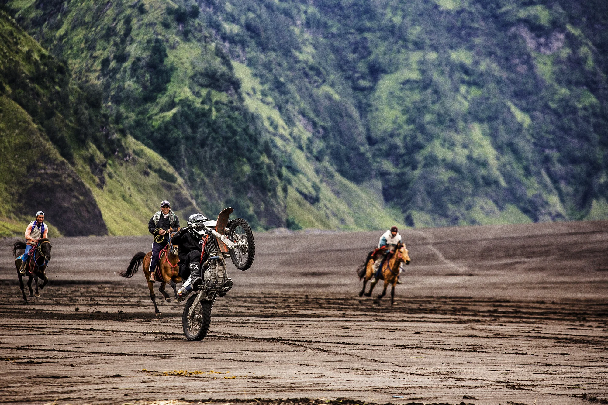 BROMO_24.jpg