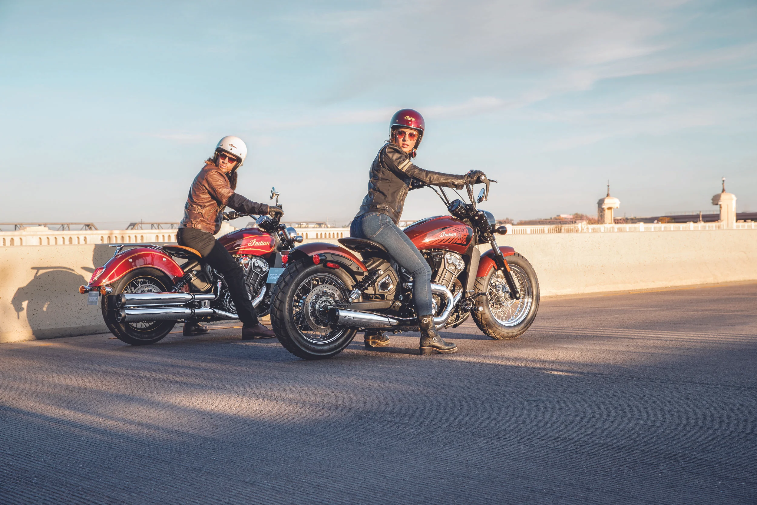 2020-Scout-Bobber-Twenty-01.jpg