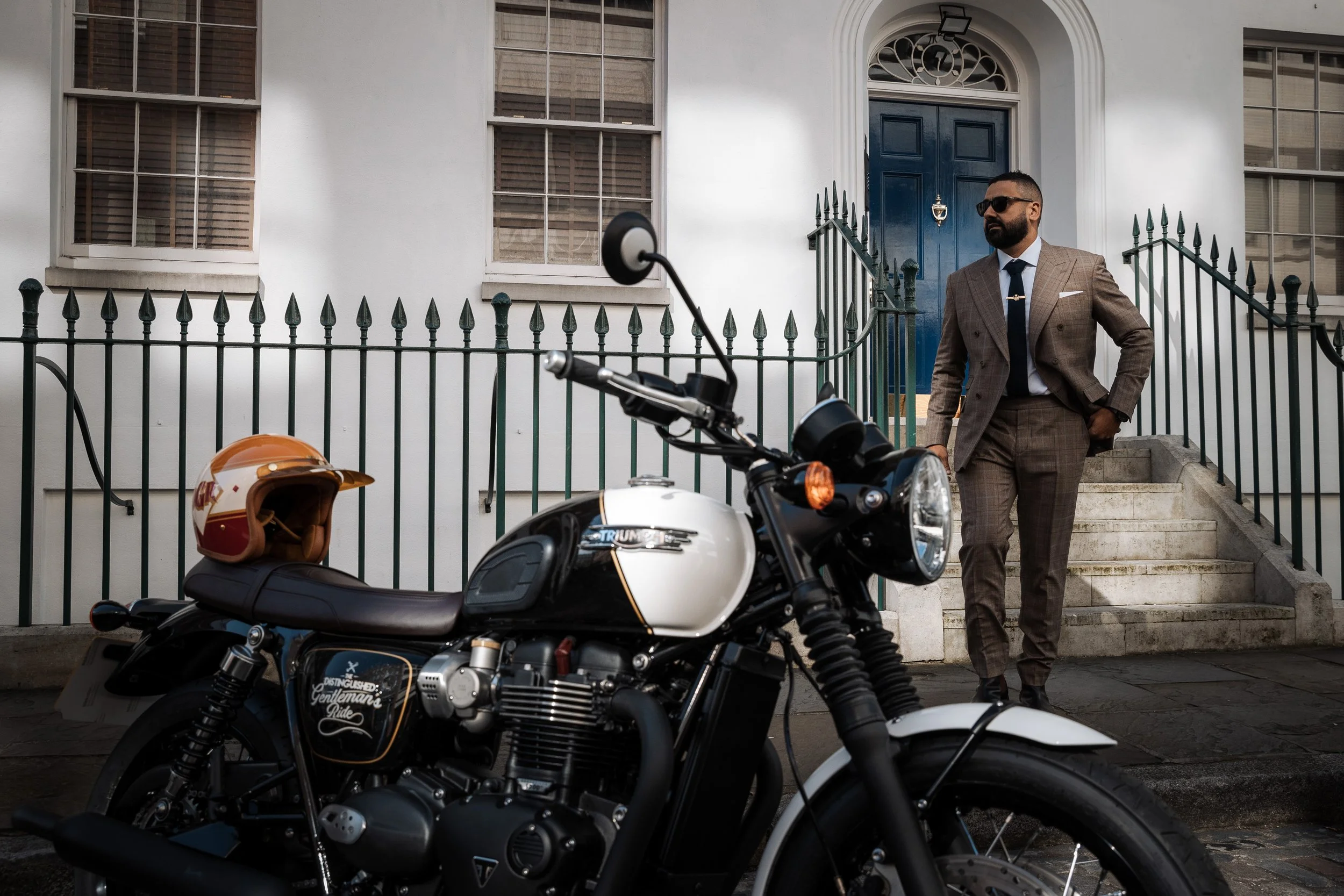 VAHNA TRIUMPH BONNEVILLE T120 BLACK DGR LIMITED EDITION