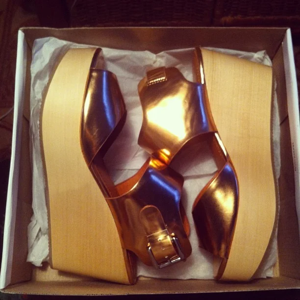 I’m currently having a love affair with my Walton @Topshop bleach wooden wedges. I was supposed to be saving them for my holiday but their metallic beautifulness was just too tempting. They are very very comfortable too and come in a gorgeous Rose Gold colour that looks like burnished copper! £50 well spent I think!