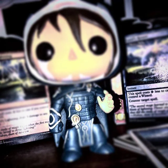 EDH tonight. Roll up those wizards sleeves and play some #mtg !
&bull;
photo by @jdsnapsh0t &bull;
#magic #the #gathering #cards #collectible #pop #funkopop #funko #jace #magicthegathering #commander #wizard #edh #mtgcommander #champion