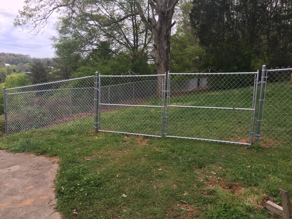 chain link fence