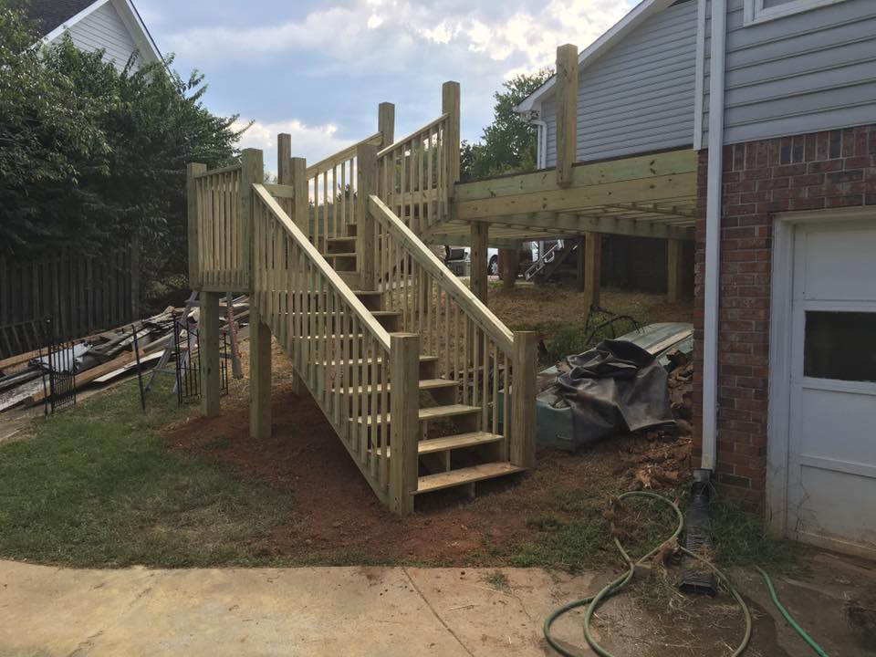 deck stairs with turn