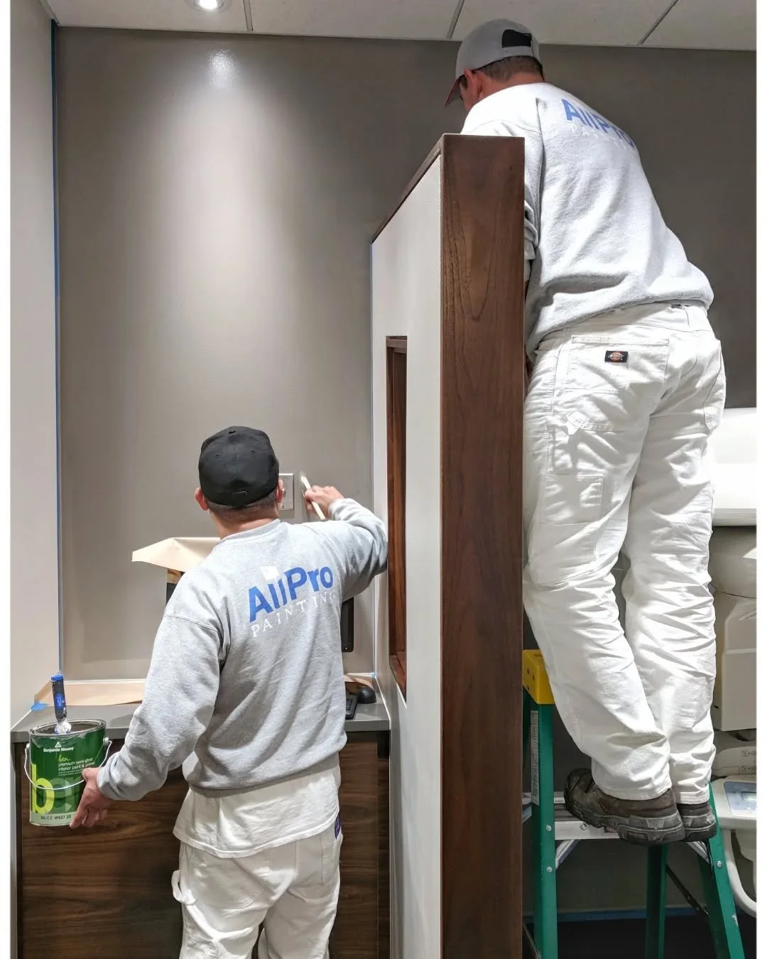 Paintastic News!🎉
Dentist Office Update.

#allpropainting #seattlepainting