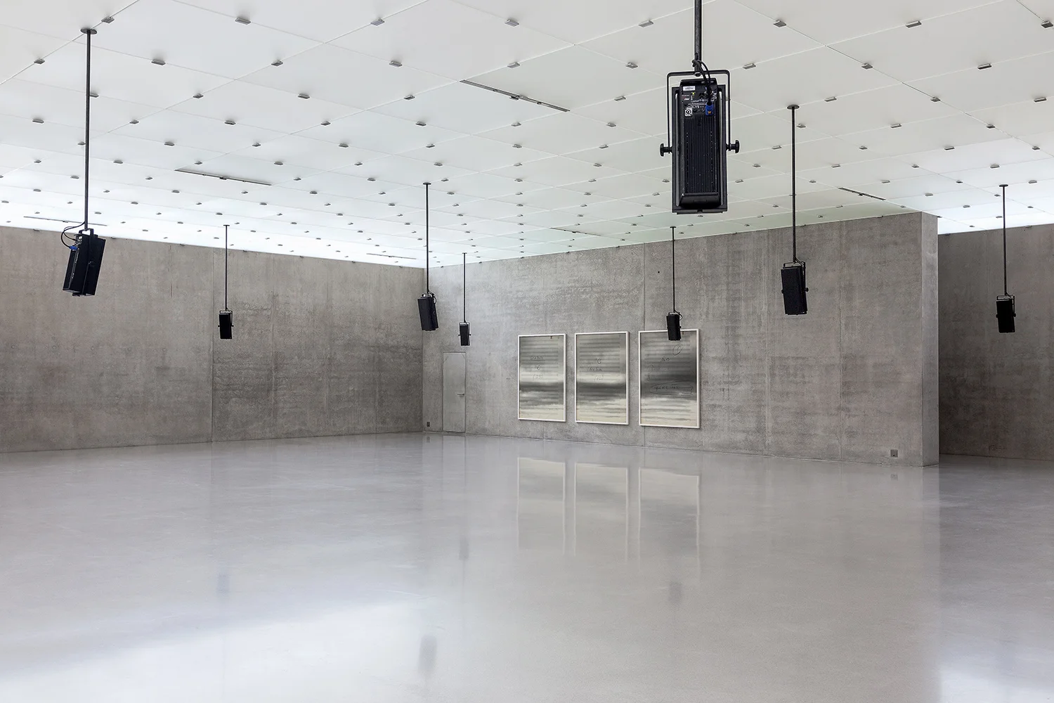 Night and Fog, Kunsthaus Bregenz 2016