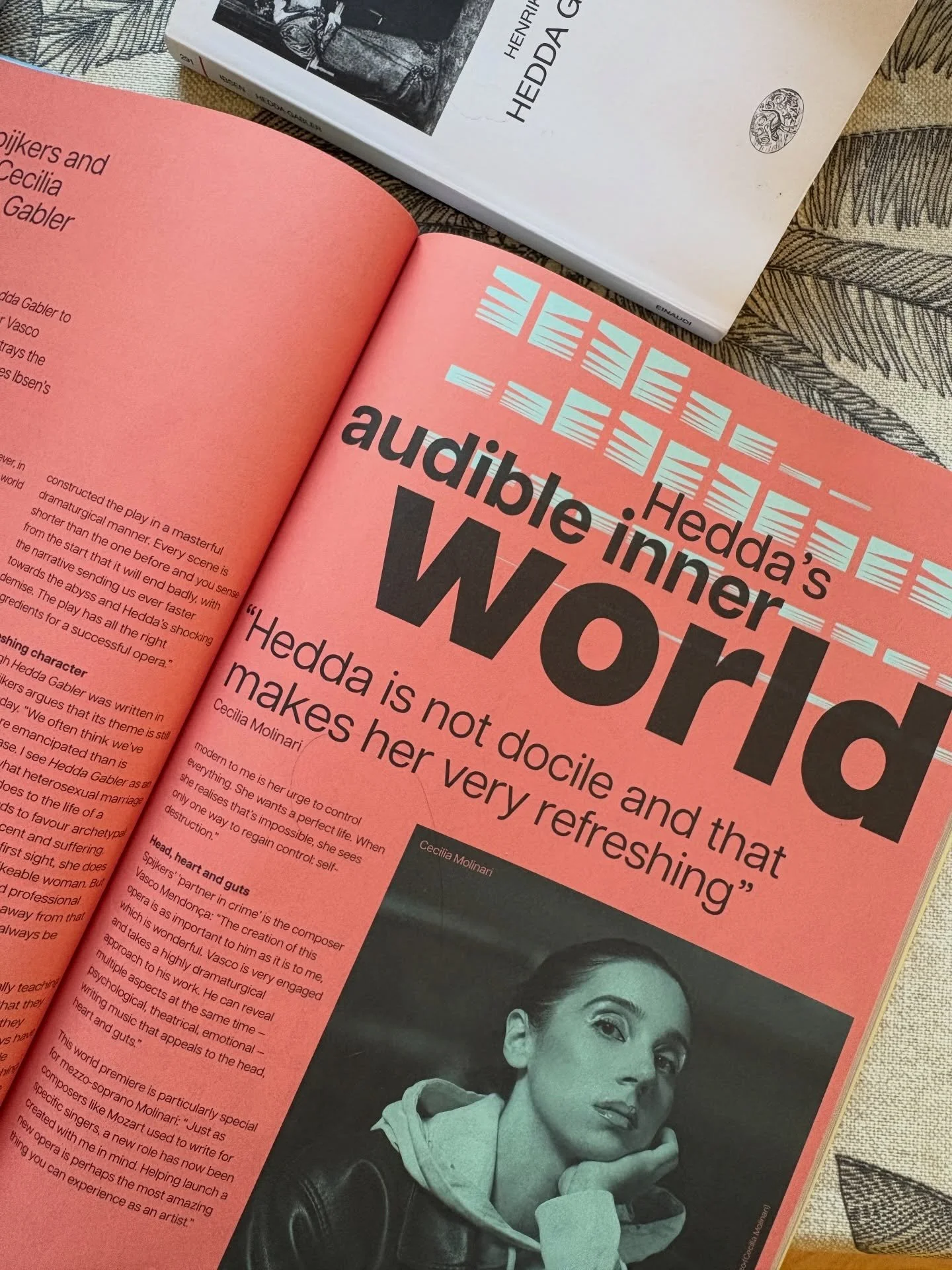 Goedemorgen Amsterdam! 🌷🇳🇱
&bull;
It was a thrill to find my first thoughts on Hedda Gabler in the new Dutch National Opera brochure: a glimpse into the 2026/27 season. 👀 
&bull;
But while Hedda is the future, Mozart  is very much my present. Reh