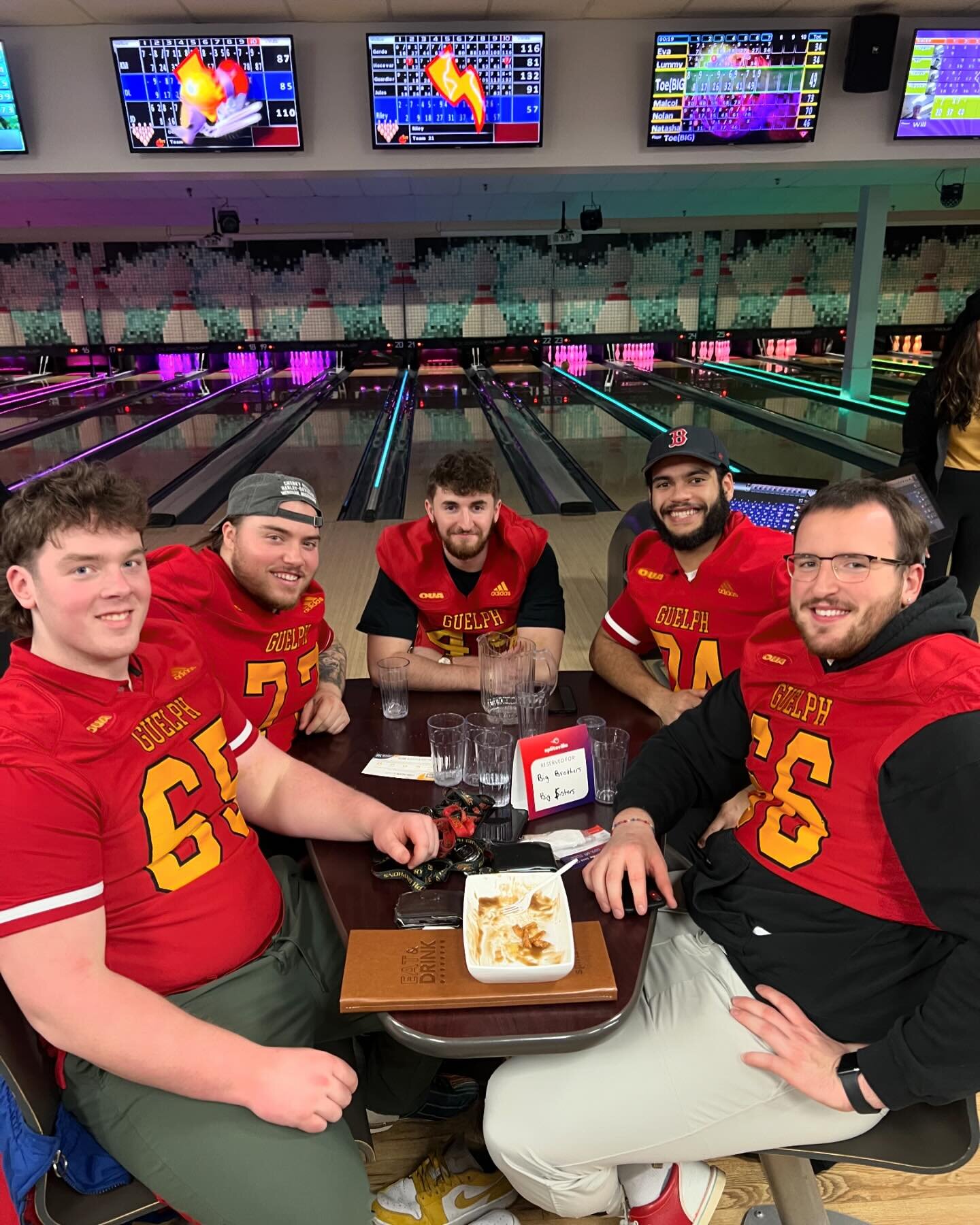 Yesterday was incredible! Big Brothers Big Sisters Guelph organized a Guelph Gryphons Bowl For Kids&rsquo; Fundraiser at Splitsville, Guelph. We were thrilled to contribute. Together, the Gryphons raised $4,807 to support children and youth in the Gu