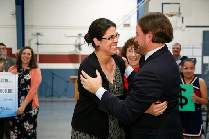 Sec. Ruszkowski congratulates Melanie Alfaro, New Mexico’s Milken Educator Award Winner