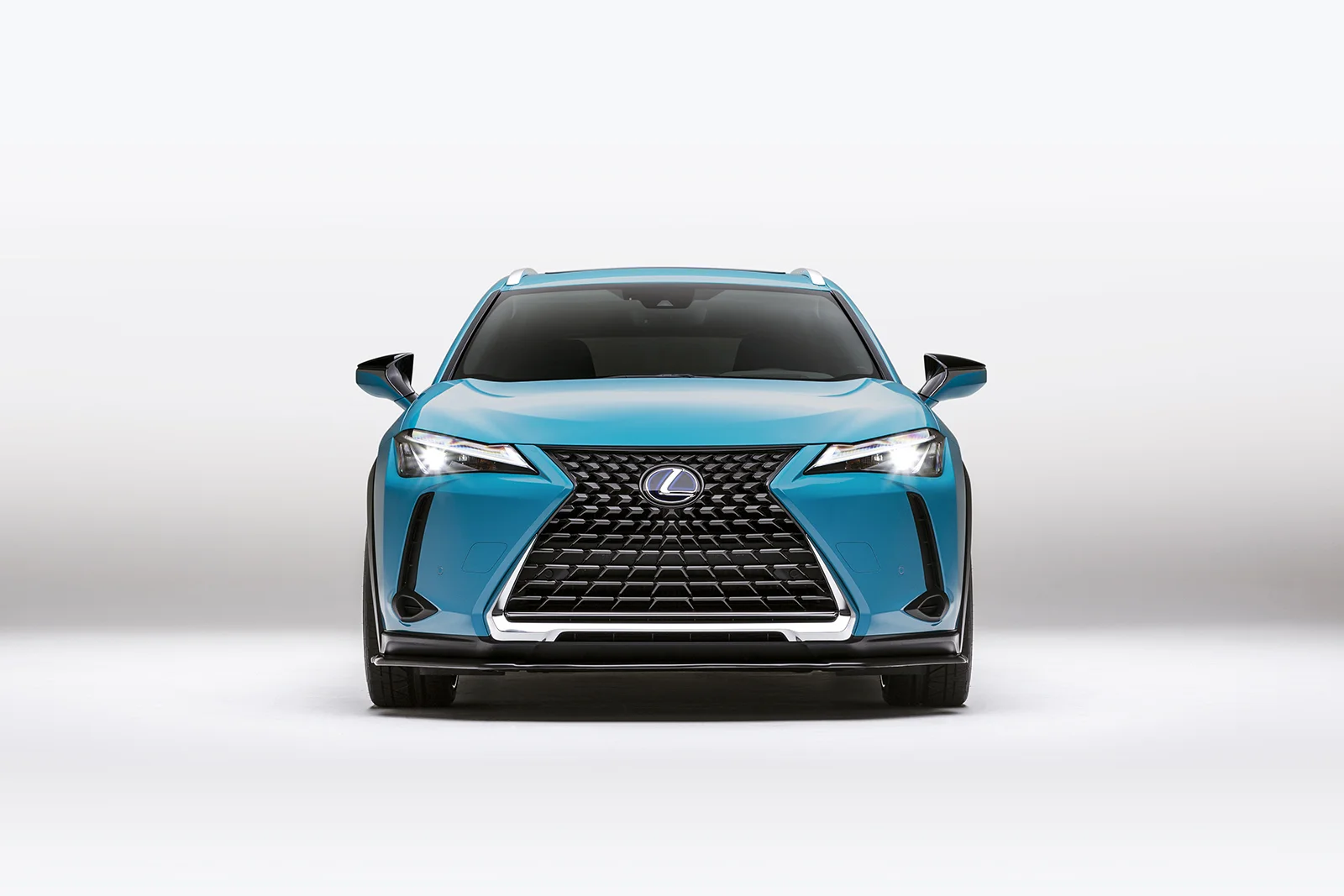 Lexus-UX-Front-01.jpg