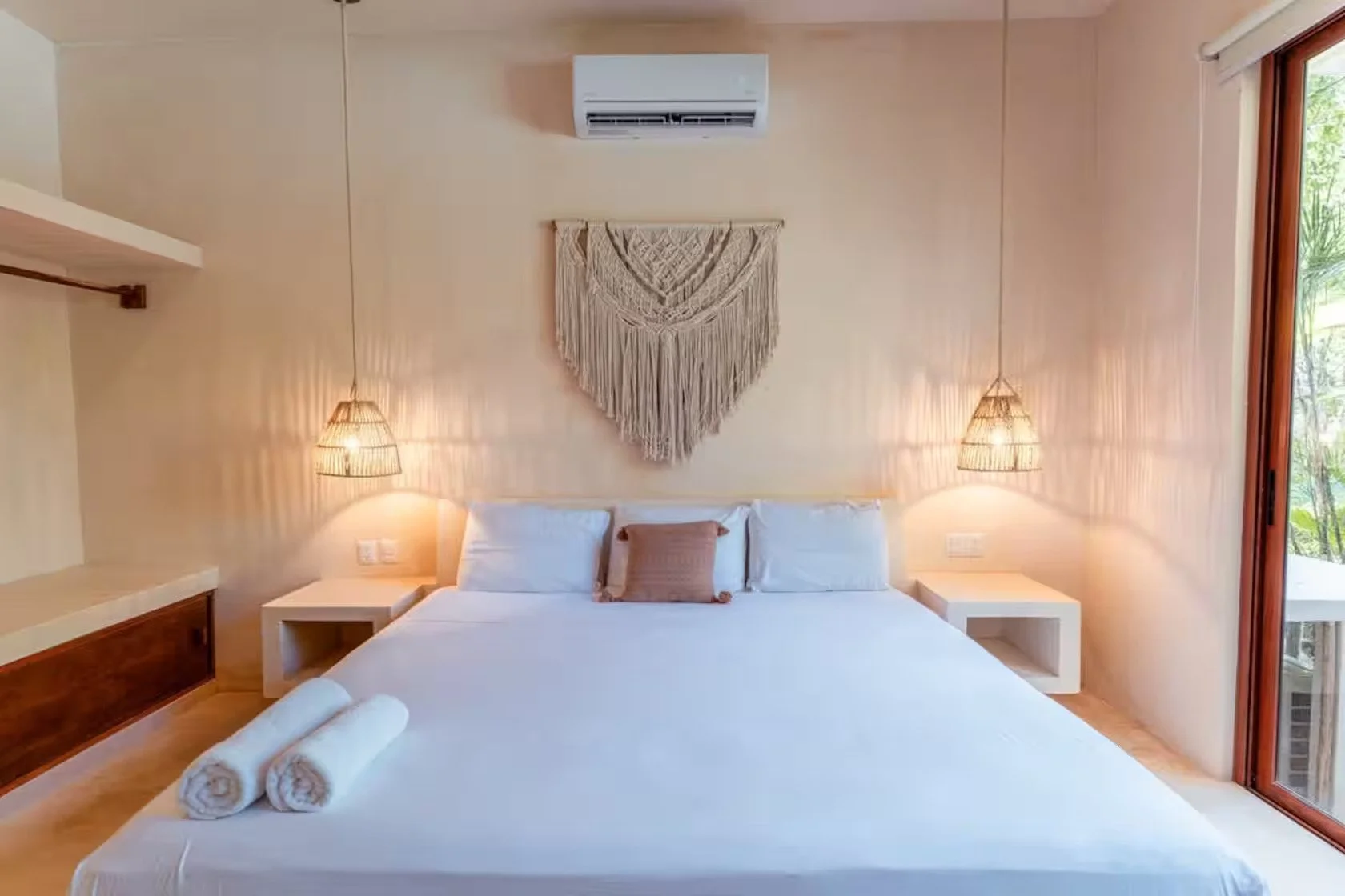 King Room 1.jpg
