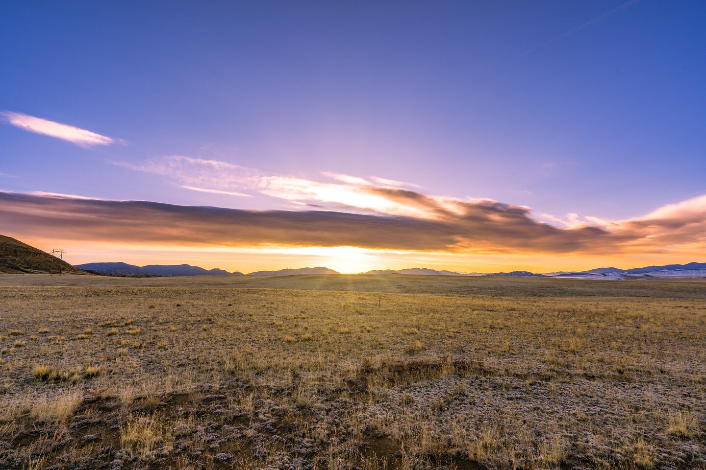 Starting the land selling season off with some glorious sunrise shoots. 

Perfect for grabbing buyer's attention, even if the land is not very interesting.

Have land you need photos of? Give us a call!

#photography #vacantland #landphotography #sun