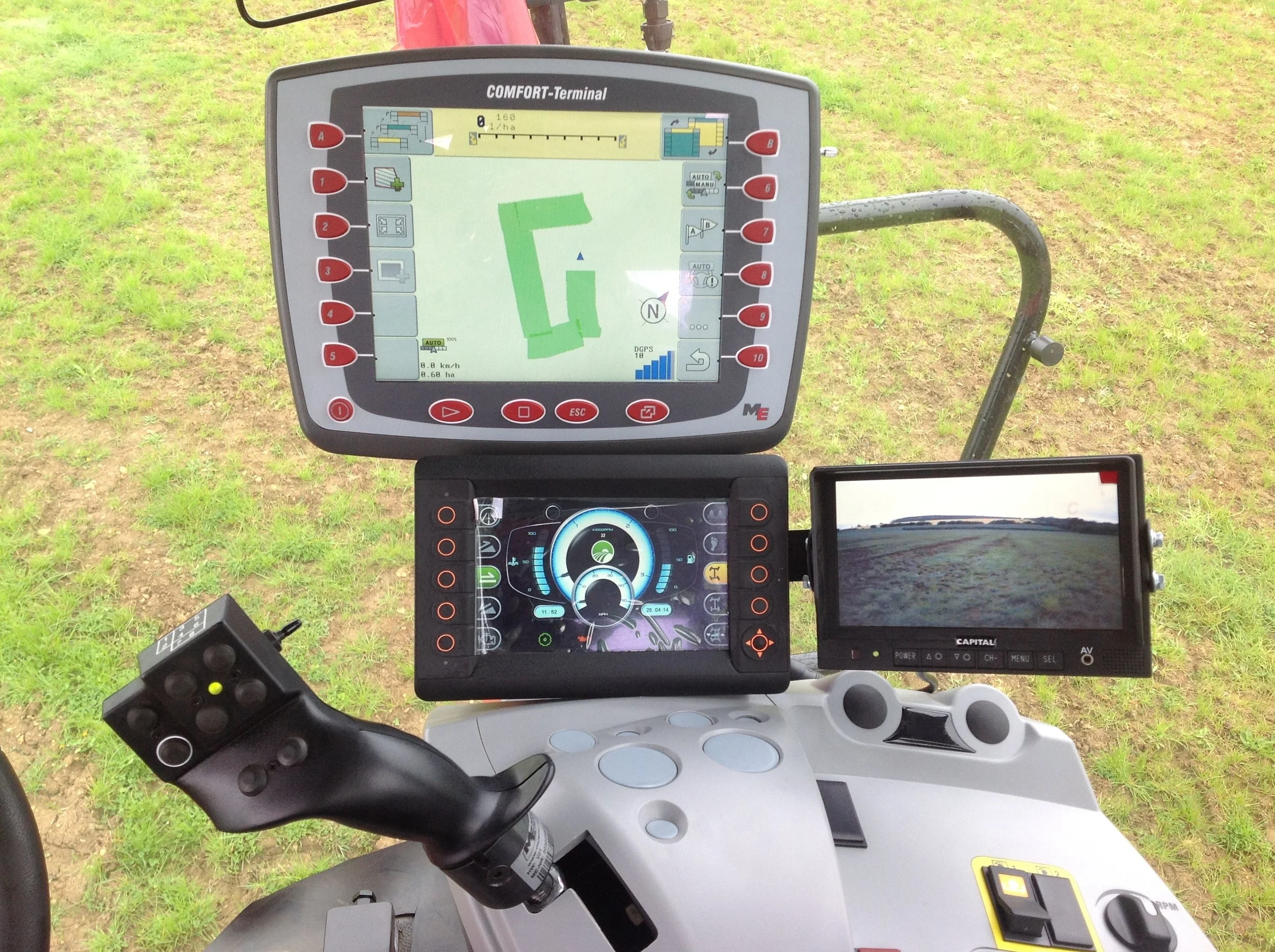 Sapphire II V full frontal (4).JPG