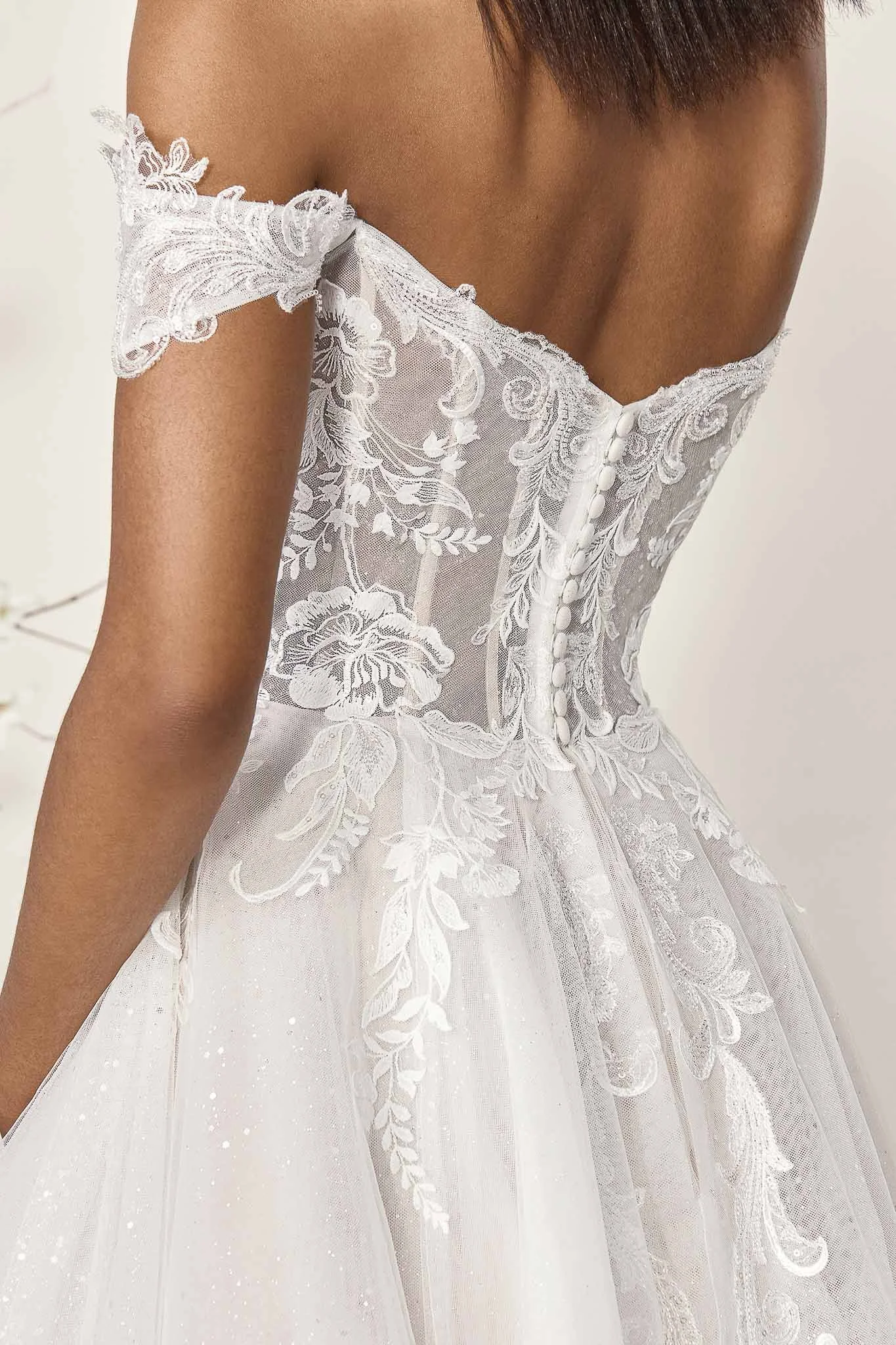 44398_DTL_Sincerity-Bridal.jpg