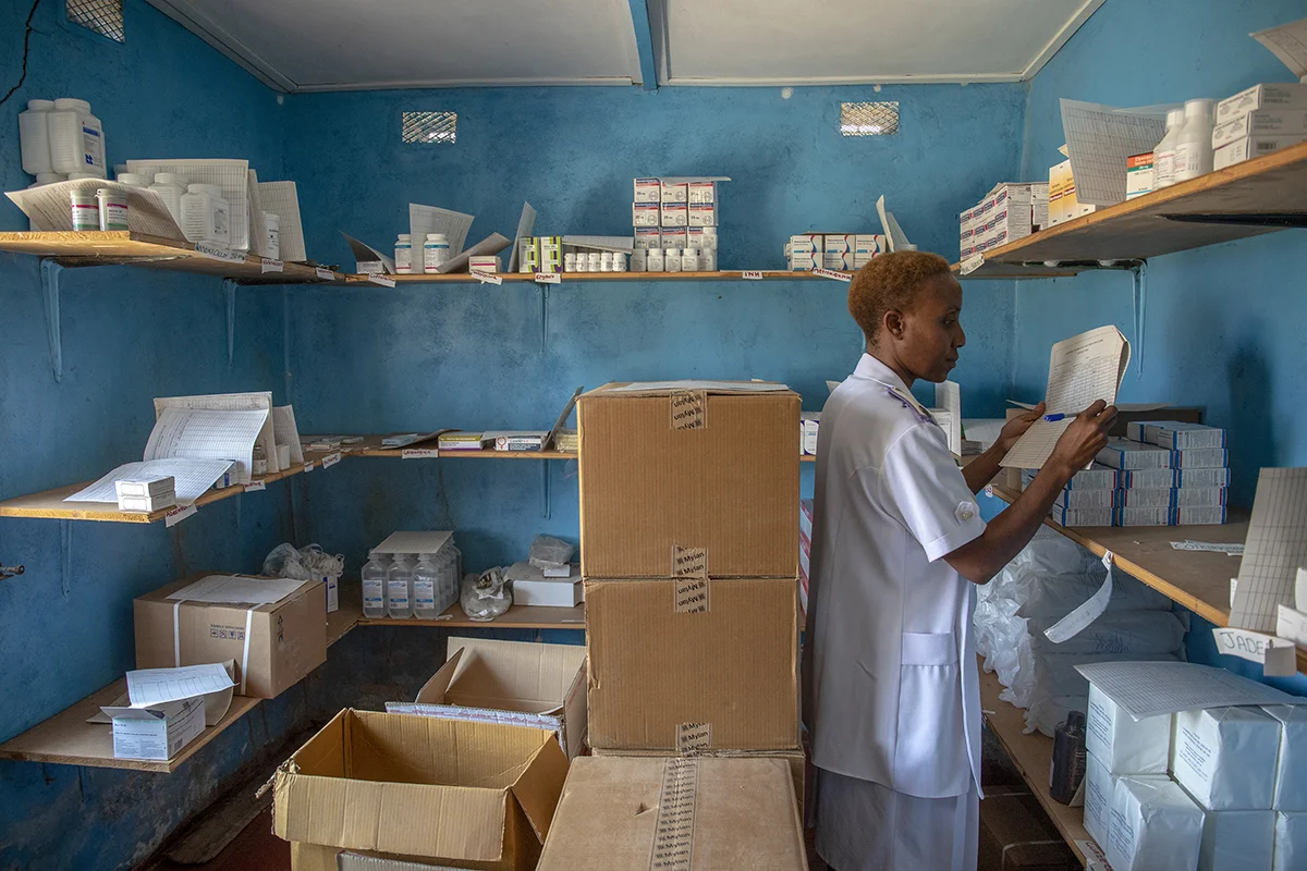 October 17, 2018: Nurse Mhepo takes stock of the drug stocks at Jari Health Clinic in Chirau in Zvimba district. - For Crown Agents