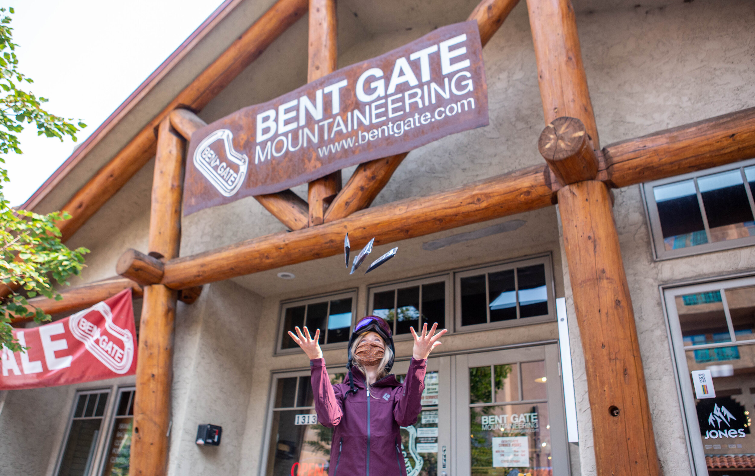 range-meal-bar-in-front-of-bentgate.jpg