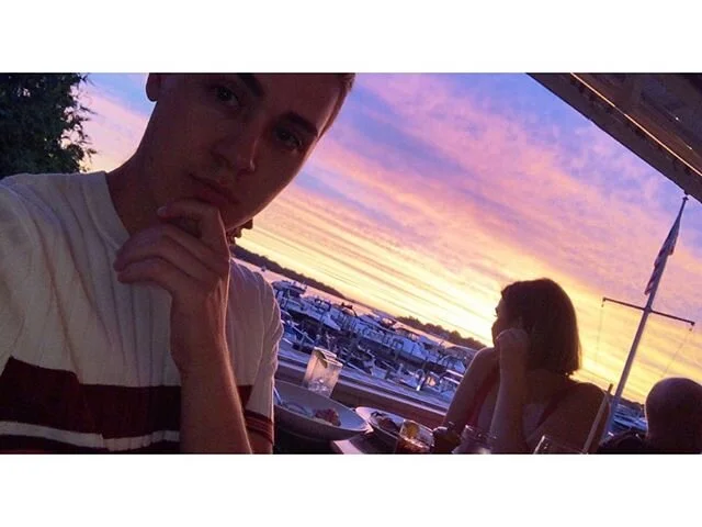 Sunsets, champagne, and being silly with some of my fav people 
#thanksforthememories